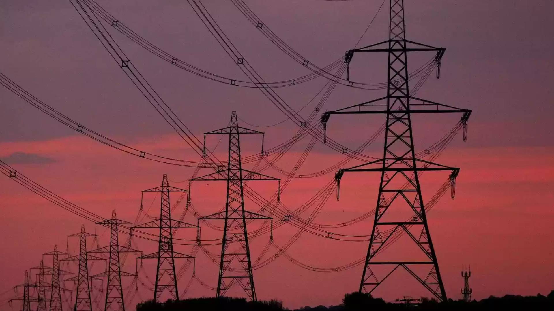 "الكهرباء الوطنية":  4660 ميجاواط الحمل الكهربائي الأقصى المسجل الخميس