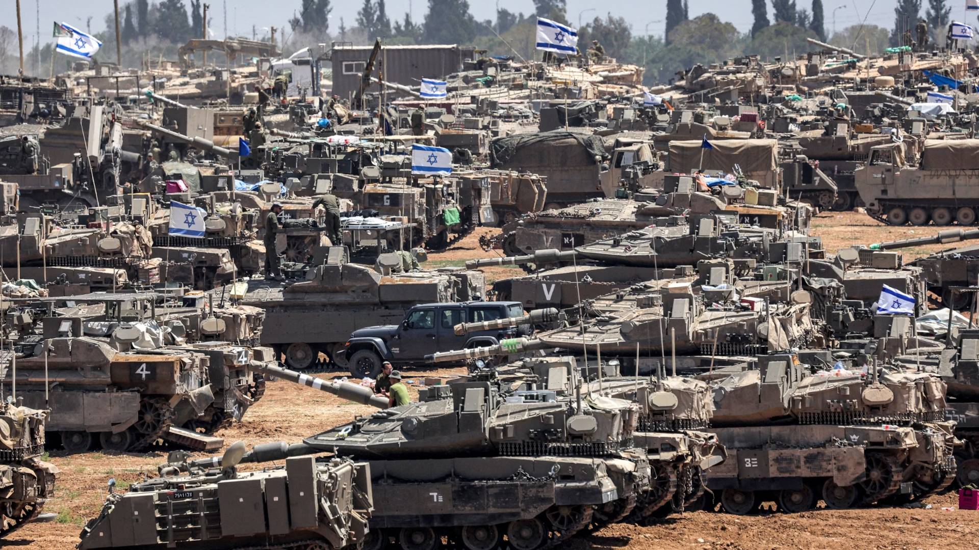 آليات الاحتلال الإسرائيلي