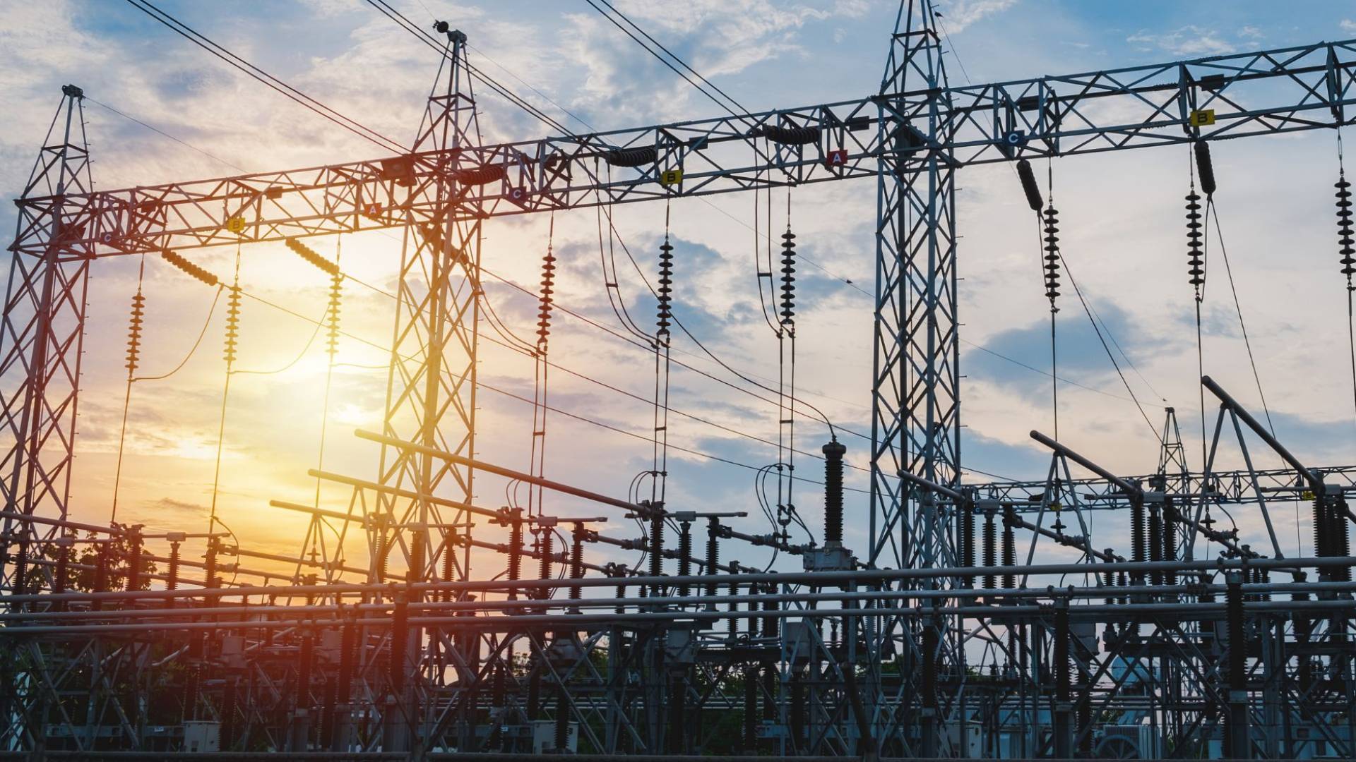 التيار الكهربائي