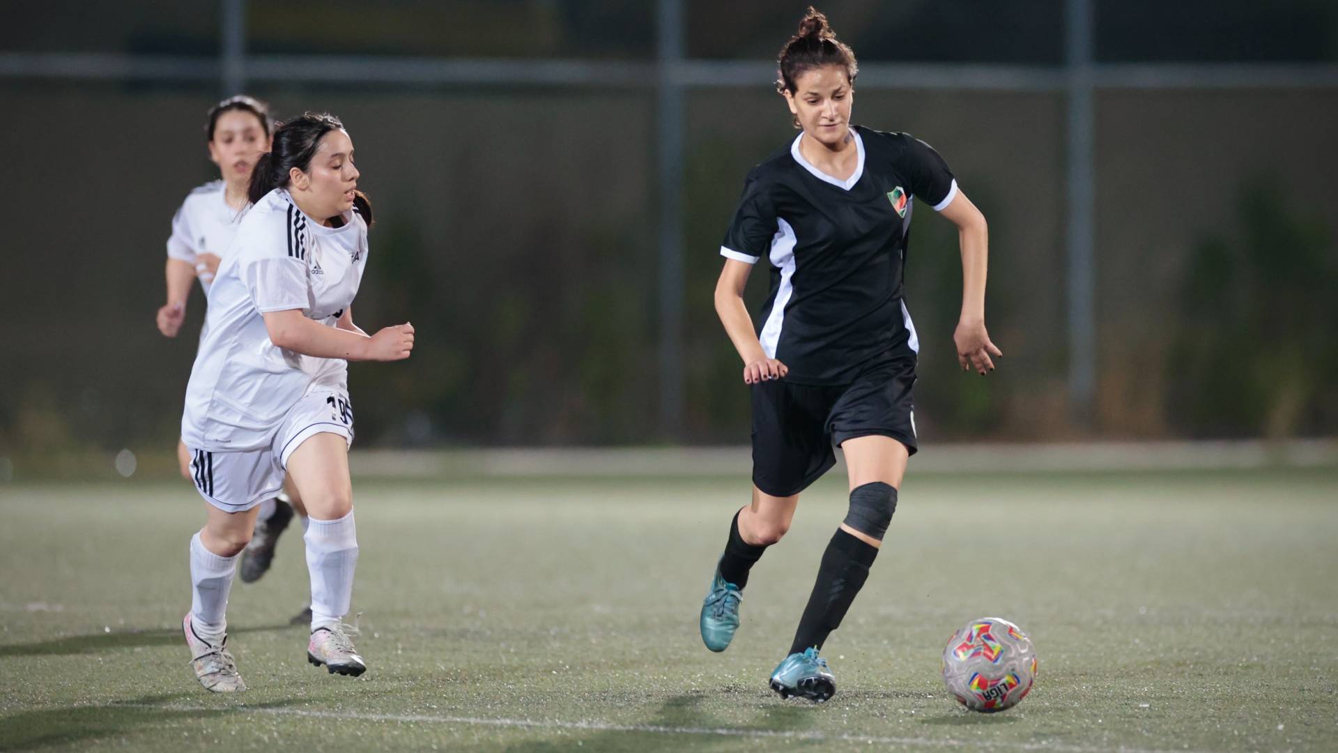 من مباراة الأهلي والبتراء