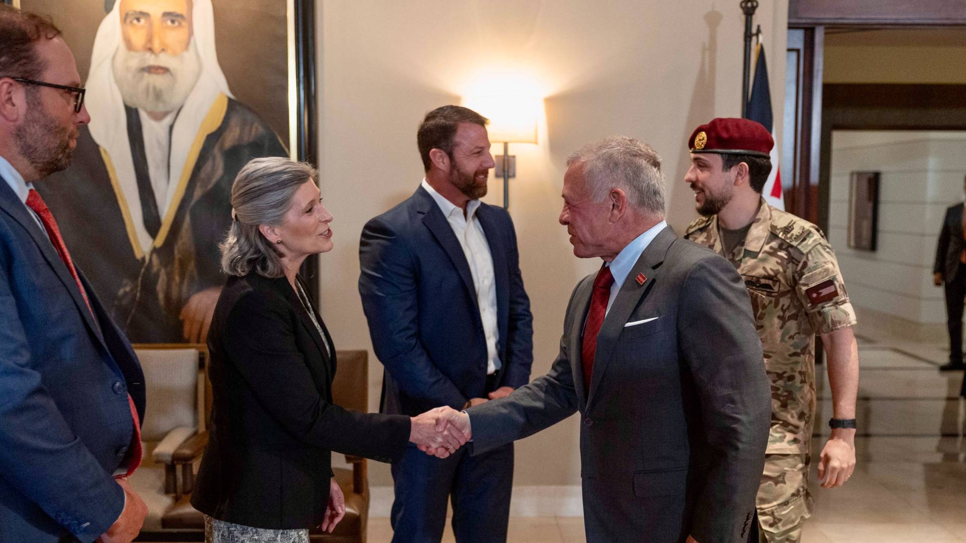 الملك يستقبل وفدا من الكونغرس الأمريكي