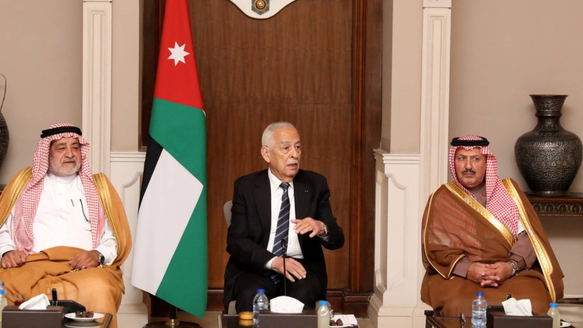 رئيس الديوان الملكي الهاشمي يوسف العيسوي