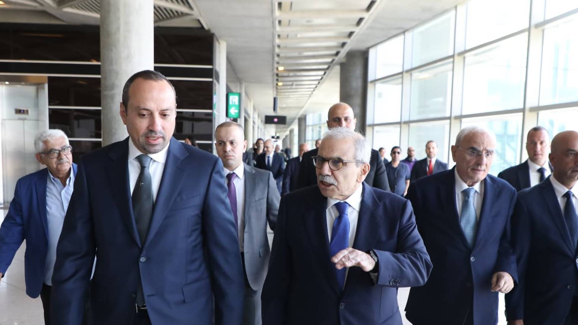 رئيس الوزراء اللبناني نواف سلام يصل إلى عمّان في زيارة رسمية