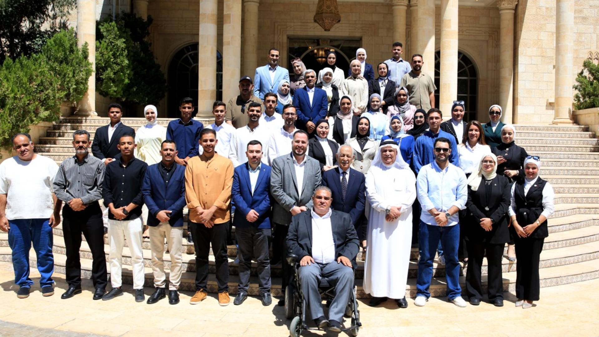 اجتماع رئيس الديوان الملكي الهاشمي