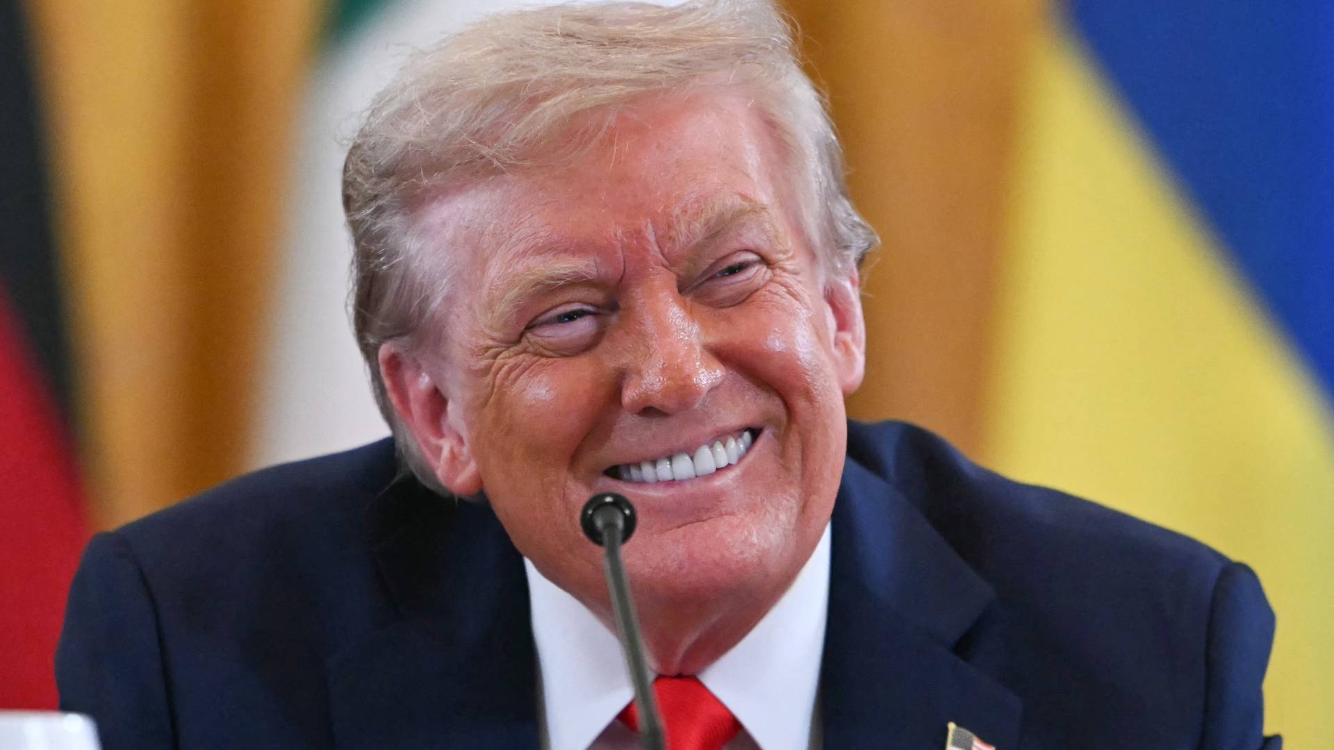 ترمب: الحرب في أوكرانيا اندلعت بسبب الناتو وشبه جزيرة القرم التي تخلى عنها أوباما