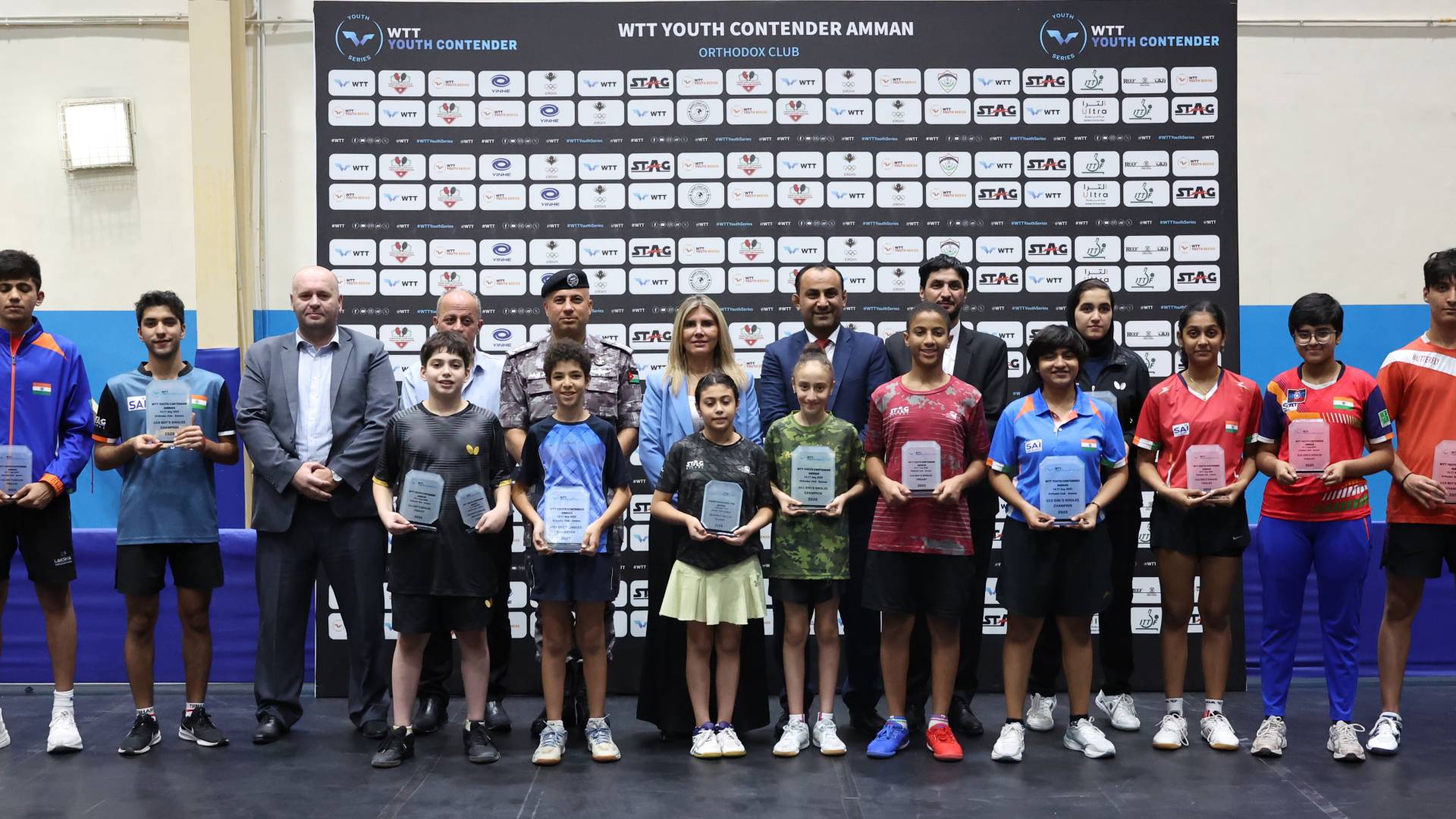 تتويج الفائزين في بطولة الأردن الدولية لكرة الطاولة وراكان الزعبي يحقق الوصافة