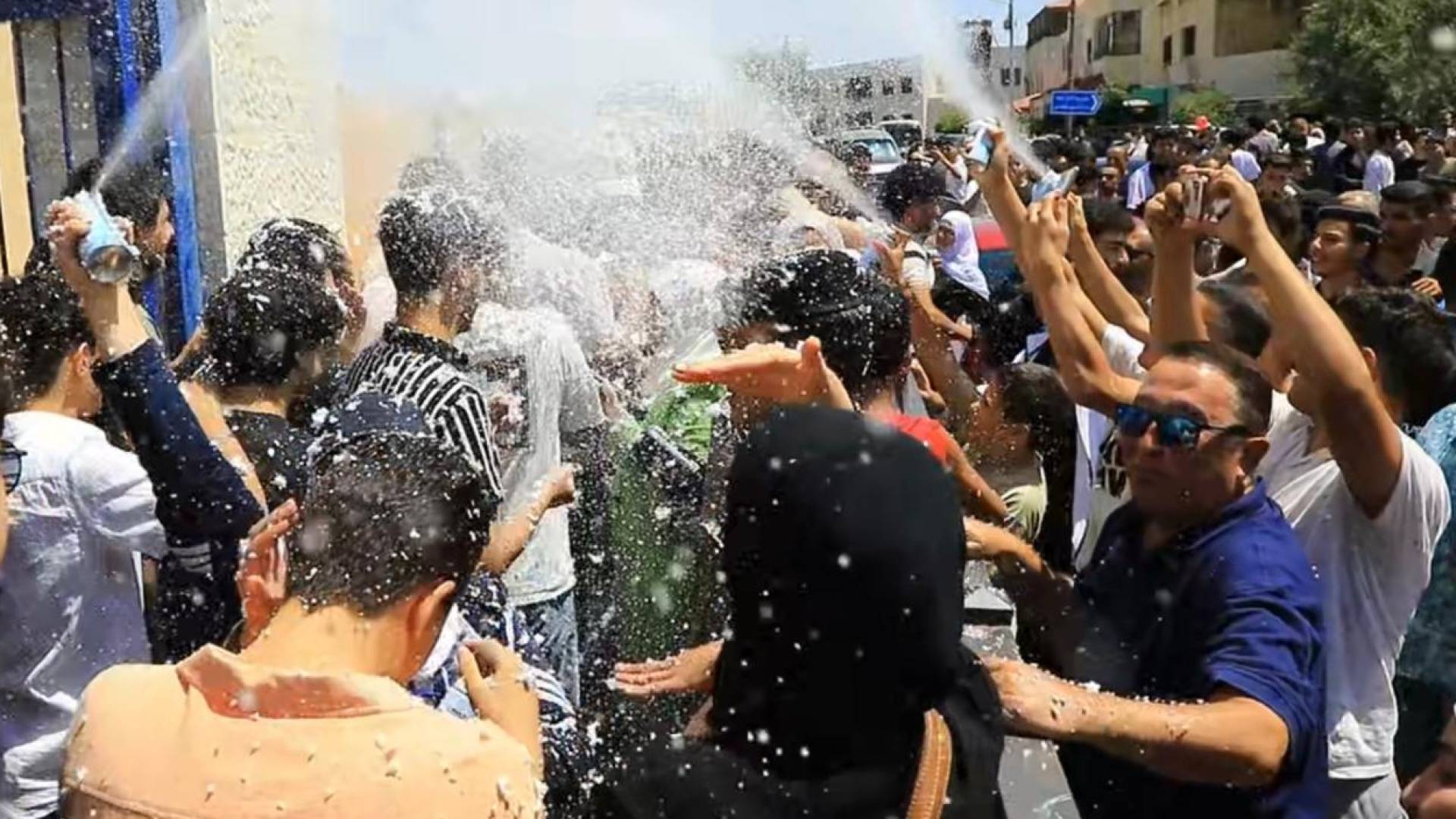 الاحتفال بنتائج التوجيهي