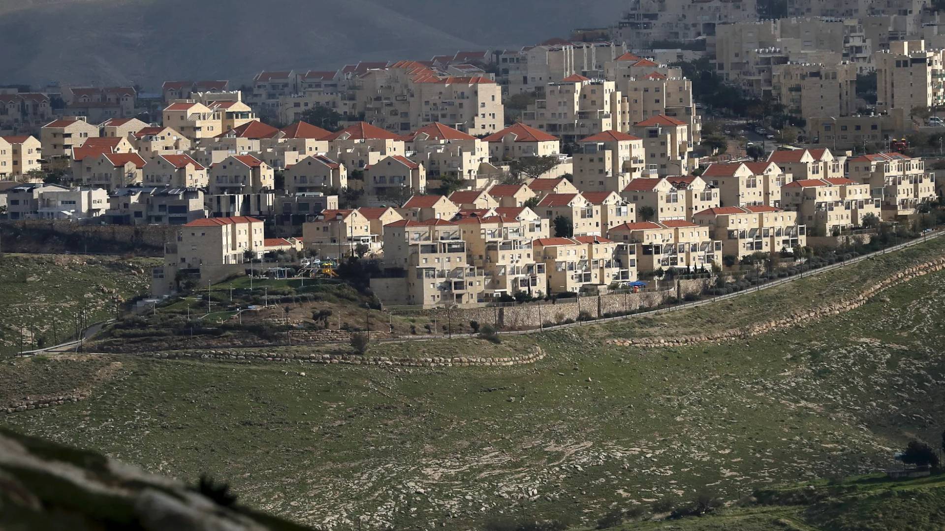 الرئاسة الفلسطينية: سلطات الاحتلال تتحدى دول العالم التي أدانت وحذرت من المضي قدما في المخطط الاستيطاني