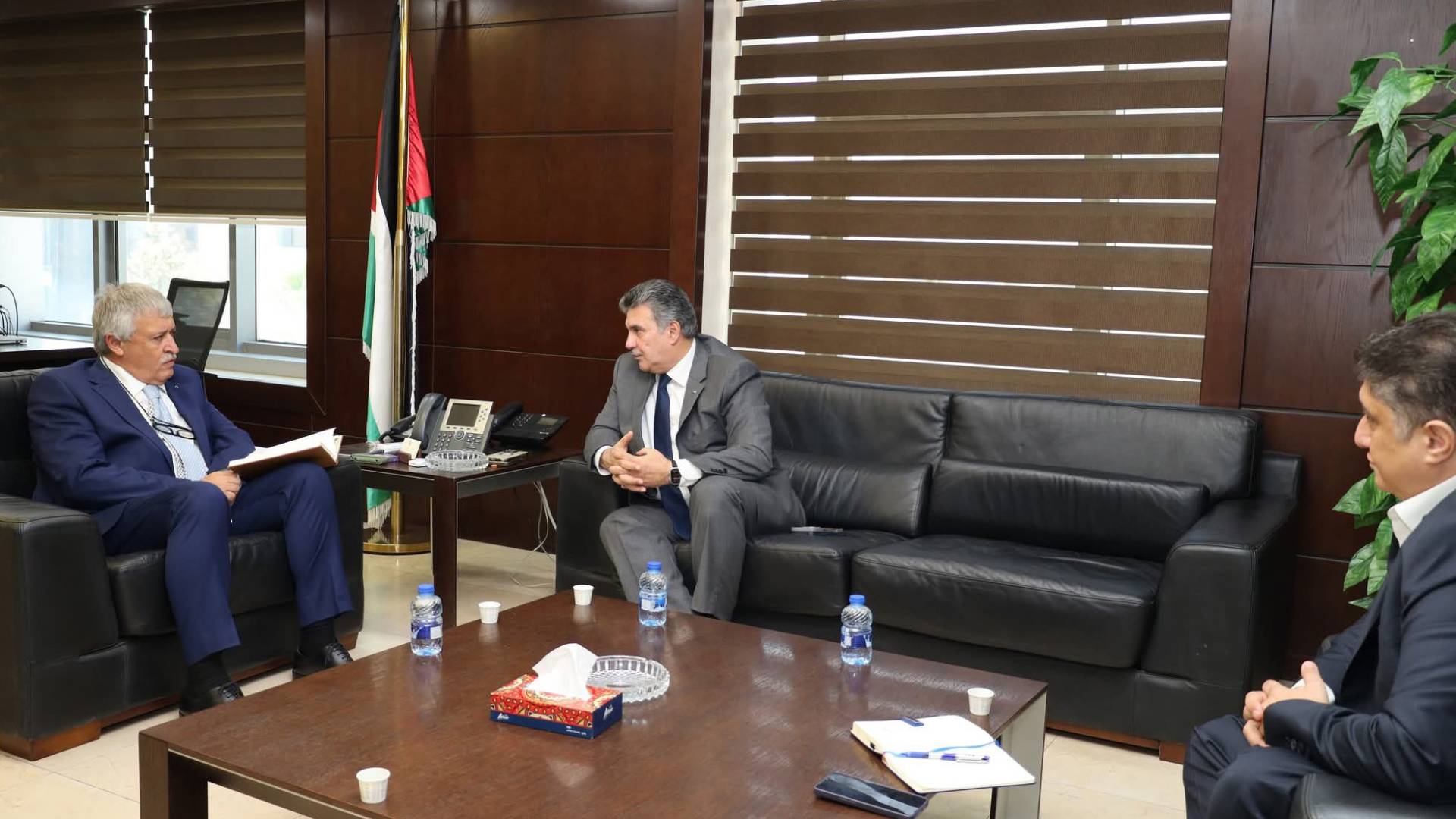 وزير النقل: إدماج التكنولوجيا ضرورة لتطوير قطاع النقل في الأردن