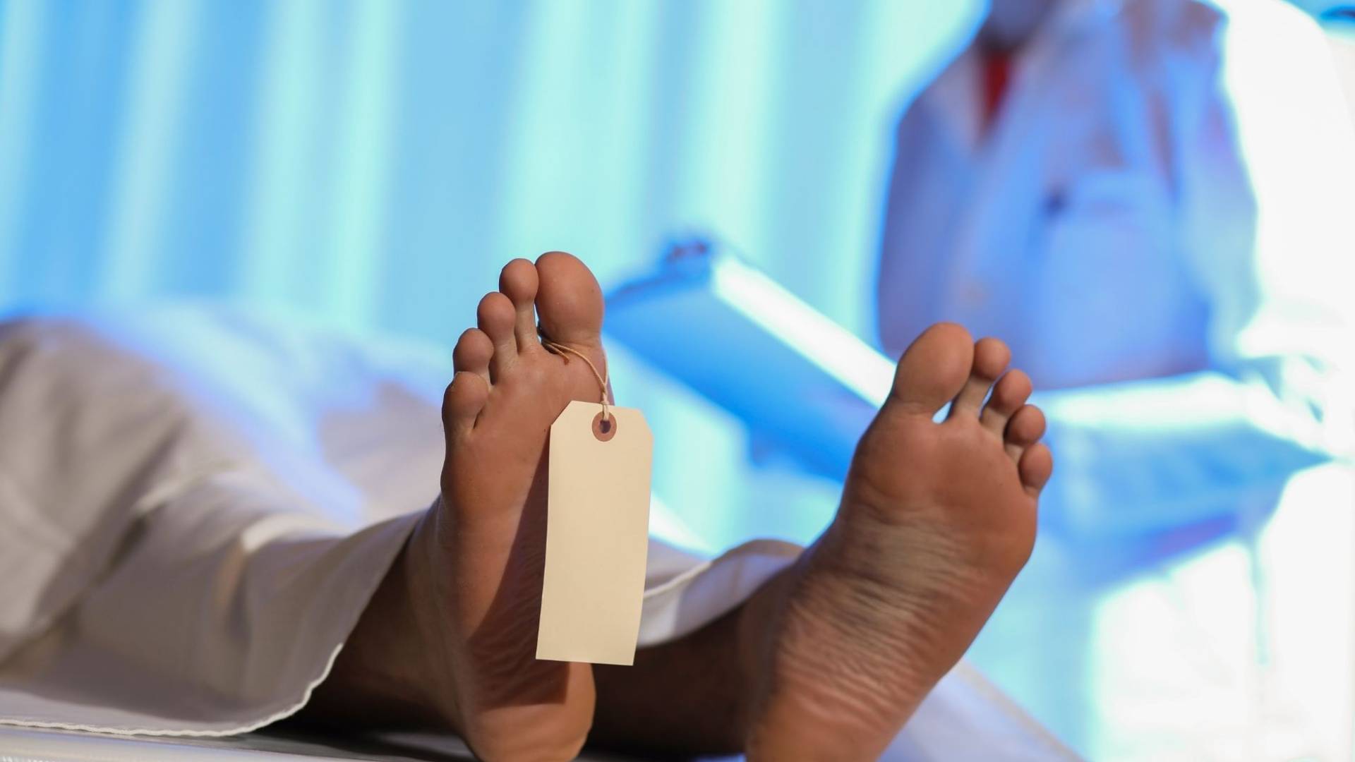 صورة تعبر عن جثمان بالطب الشرعي