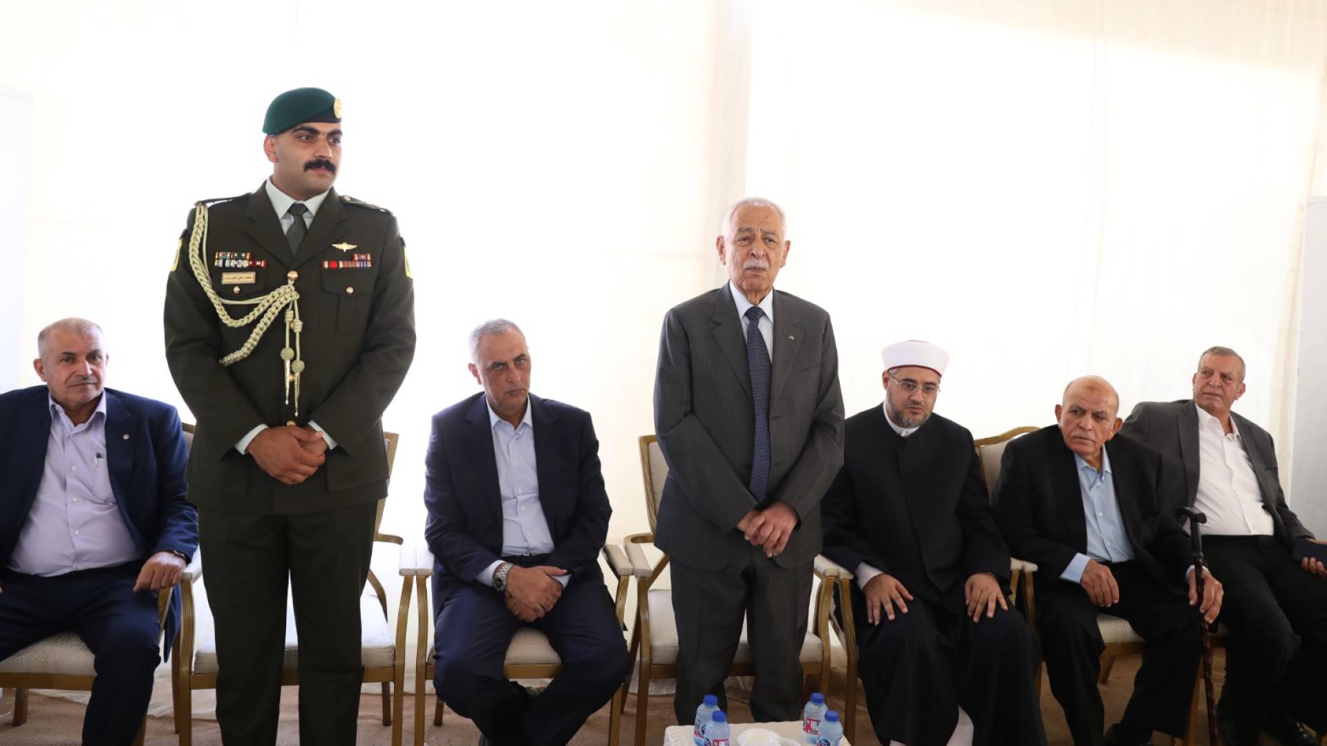 مندوبا عن الملك وولي العهد... العيسوي يعزي العدوان وشاهزاده والقضاة