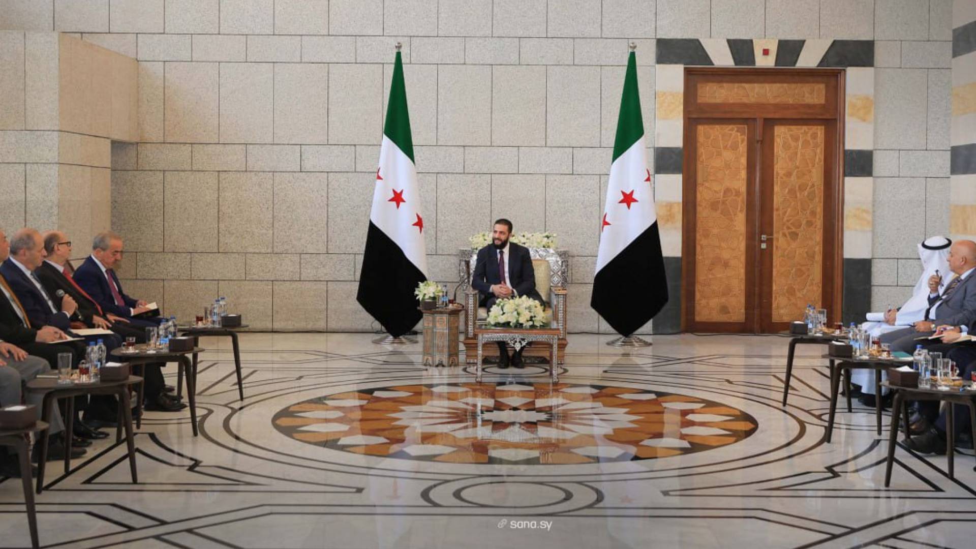 الشرع يستقبل وفدا إعلاميا عربيا