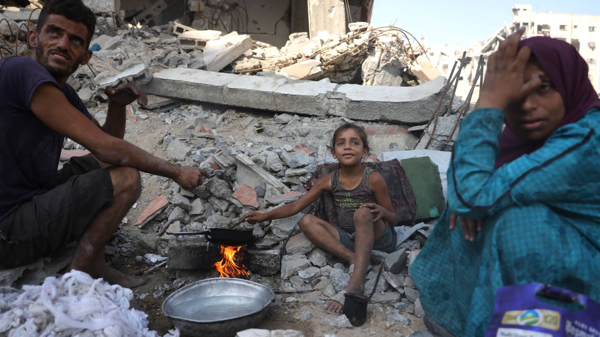 اهالي قطاع غزة