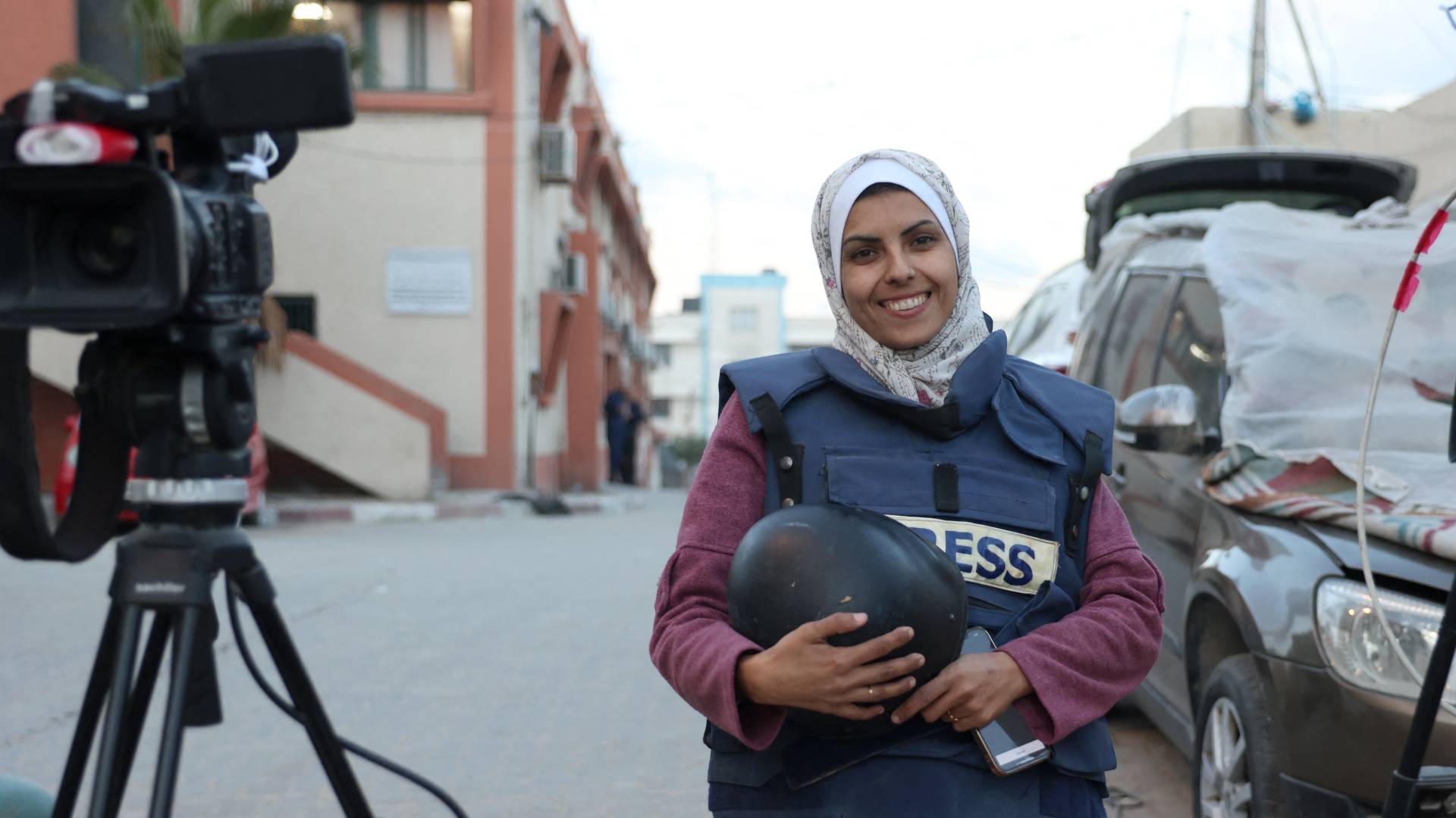 الصحفية مريم ابو دقة