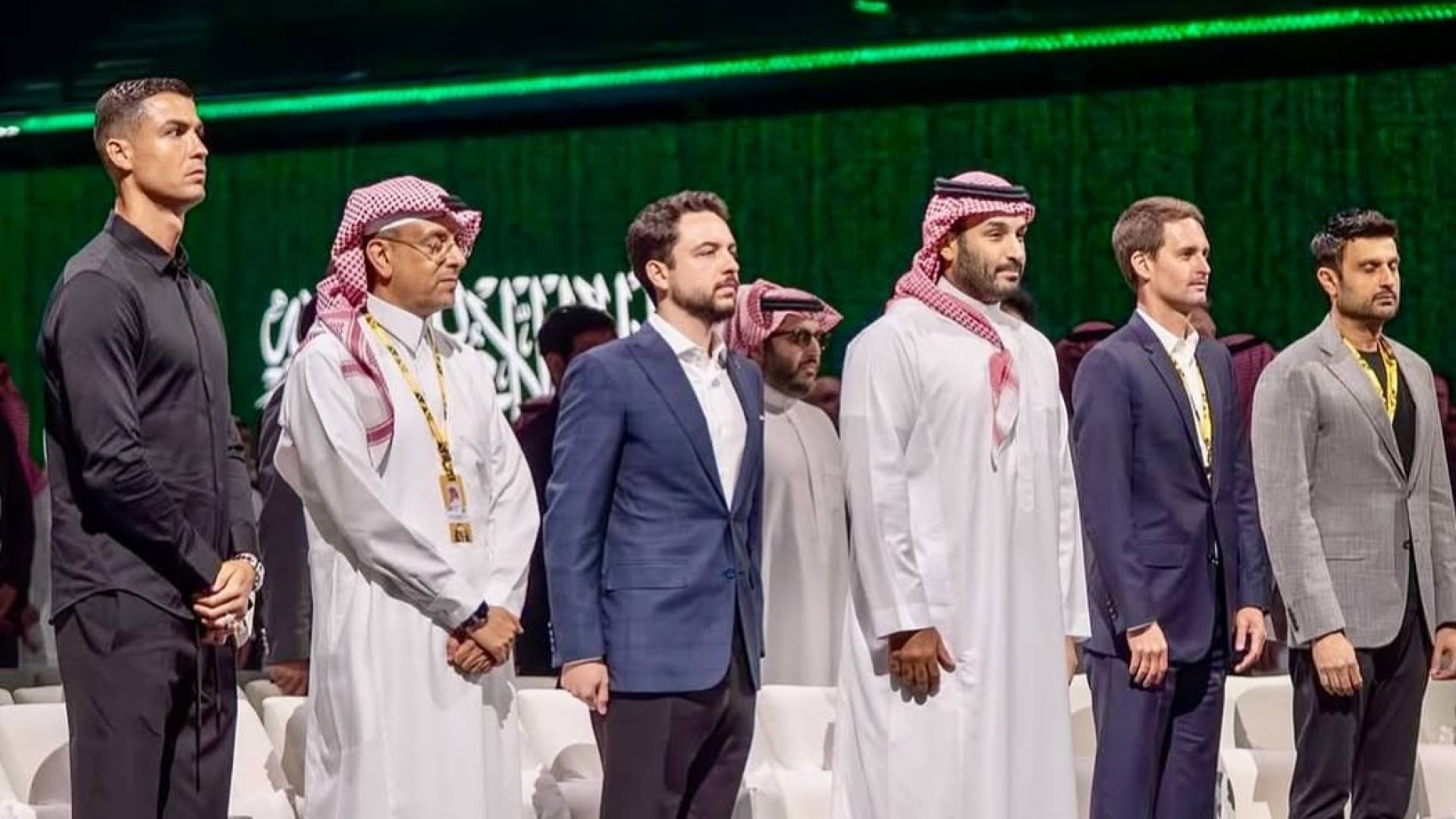 كرستيانو رونالدو يشارك صورا مع ولي العهد في ختام كأس العالم للرياضات الإلكترونية