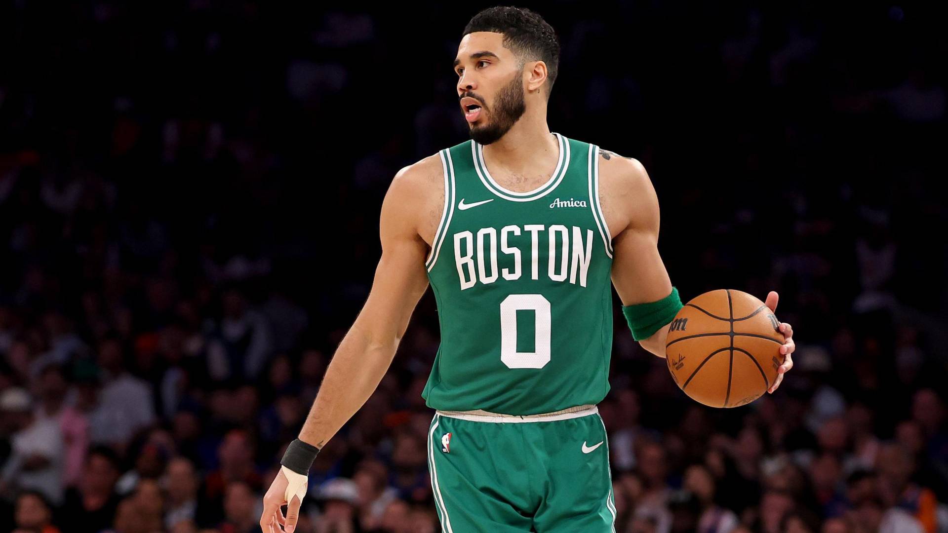 الـ NBA تصادق على بيع بوسطن سلتيكس بصفقة تاريخية قيمتها 6.1 مليار دولار