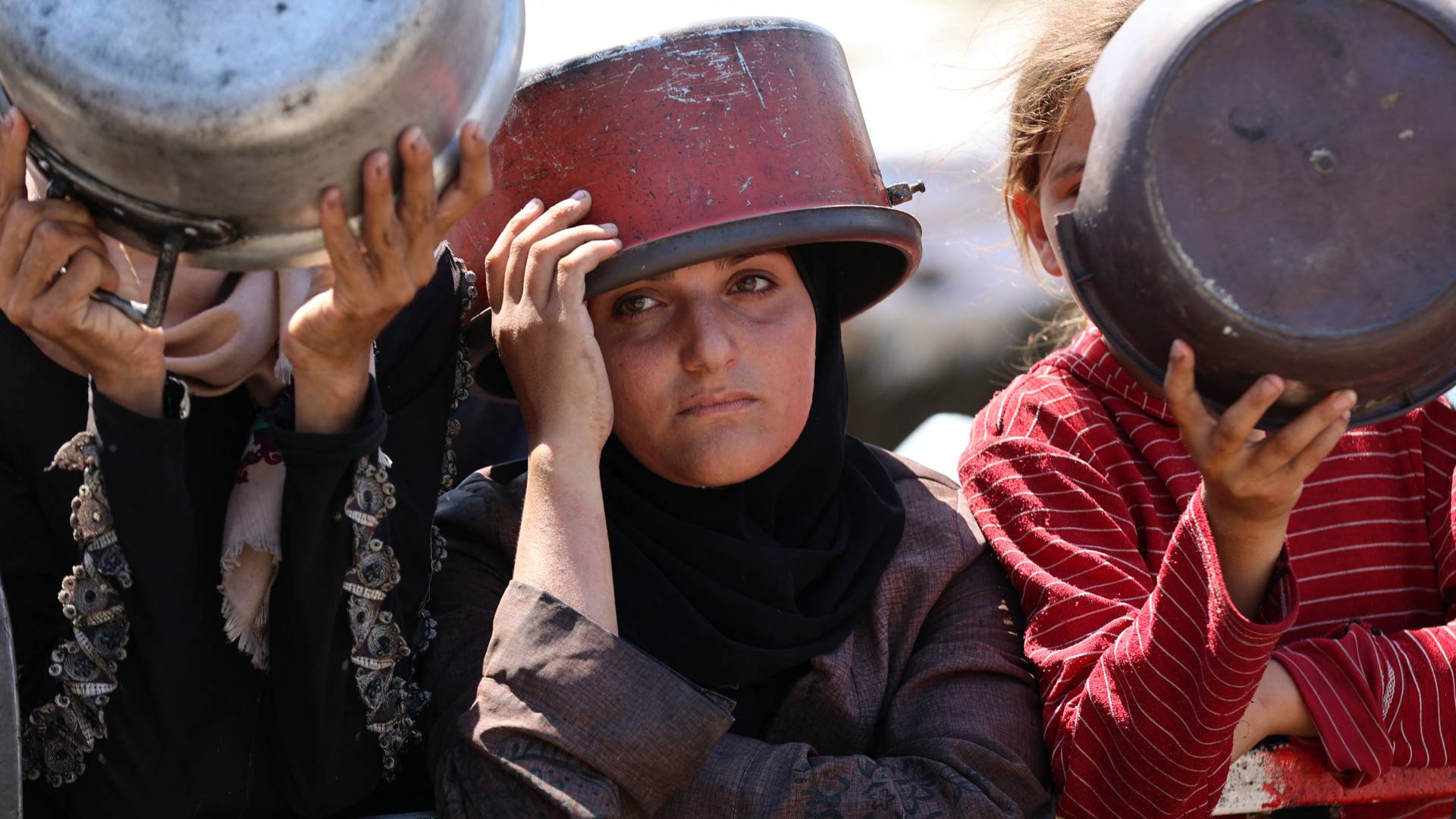 اهالي قطاع غزة