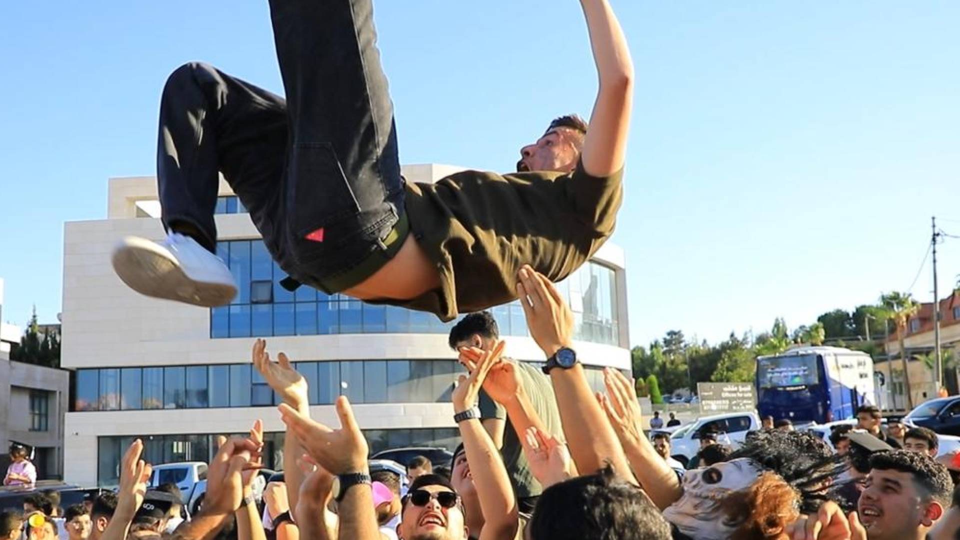 طلاب التوجيهي