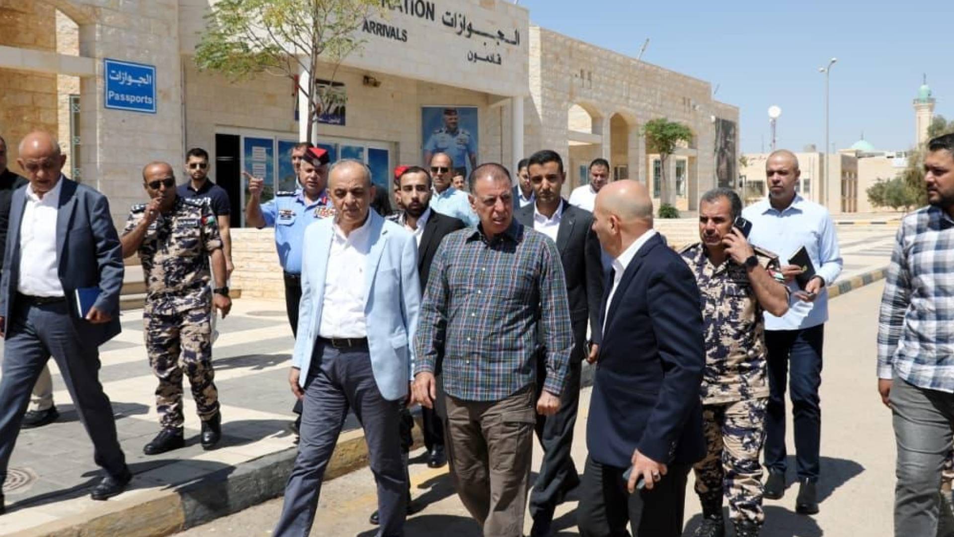 وزيرا الداخلية والسياحة