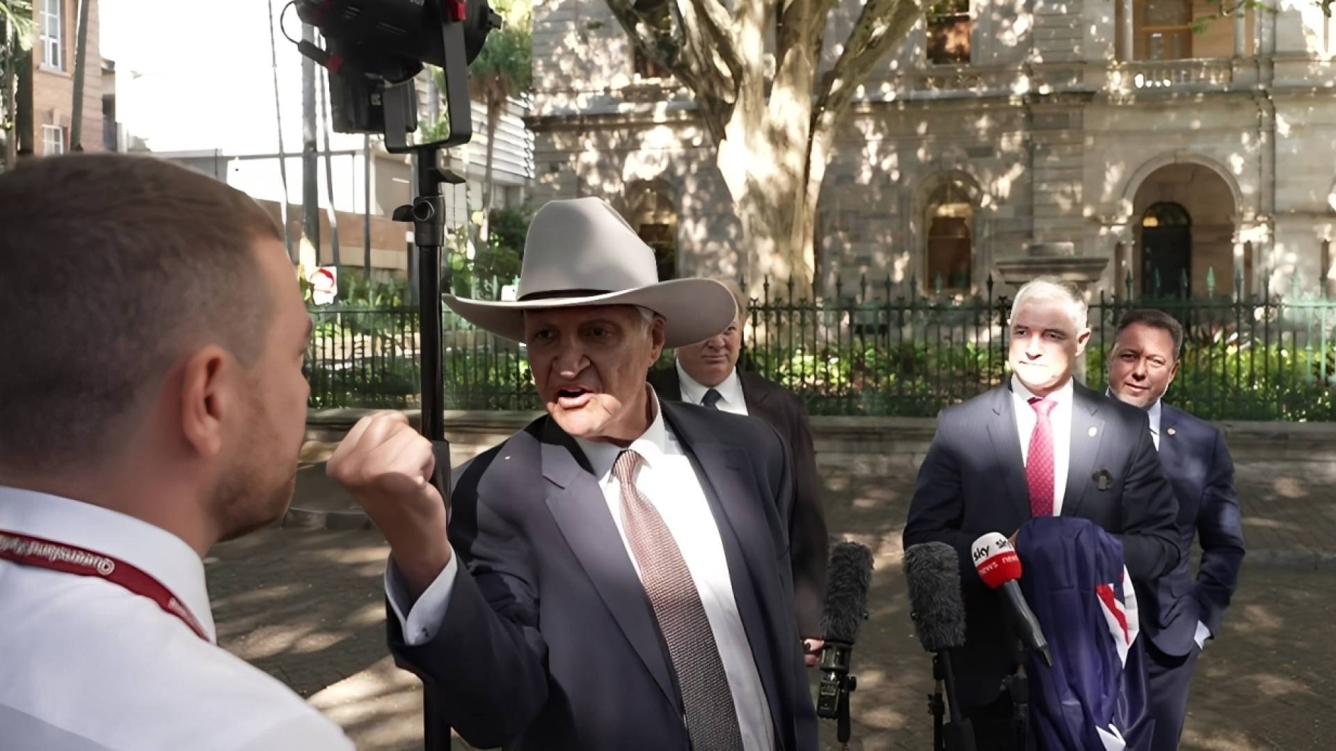 النائب الأسترالي بوب كاتر