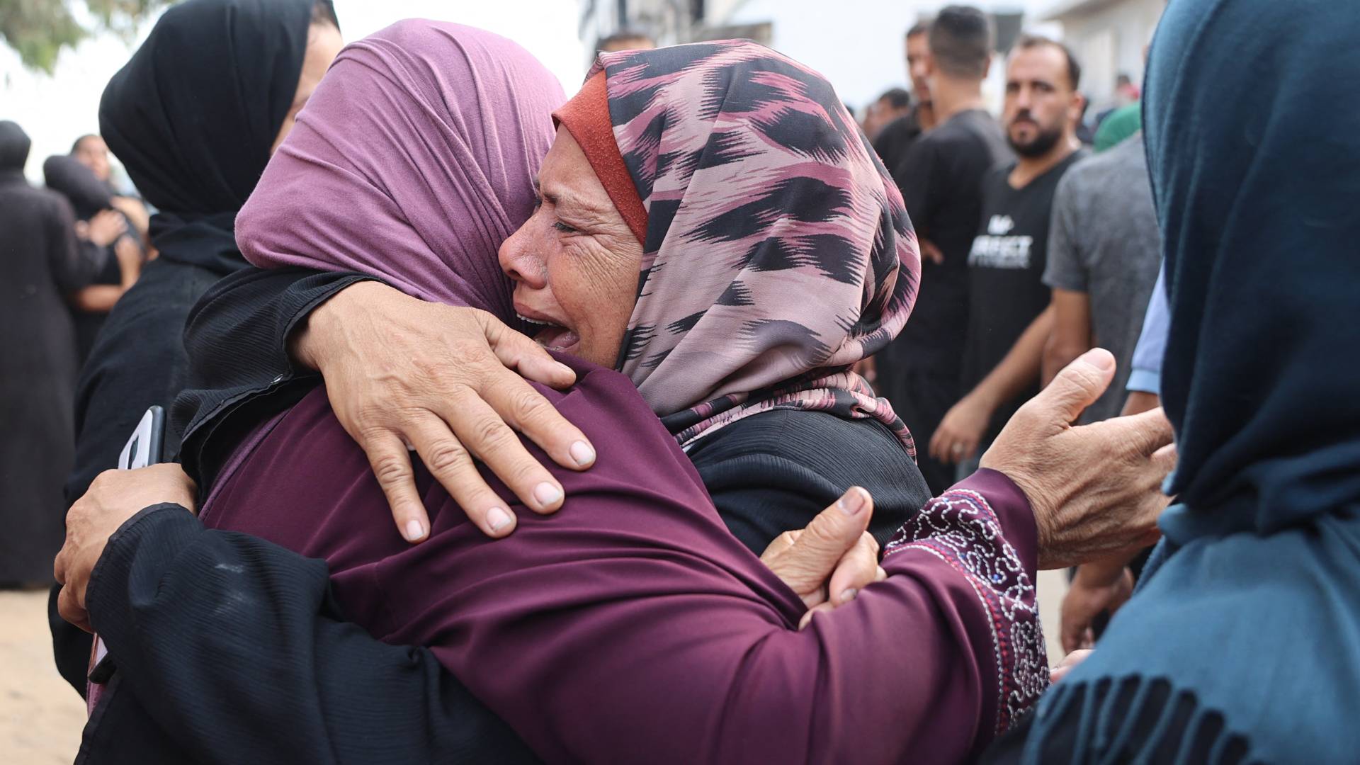 اهالي قطاع غزة