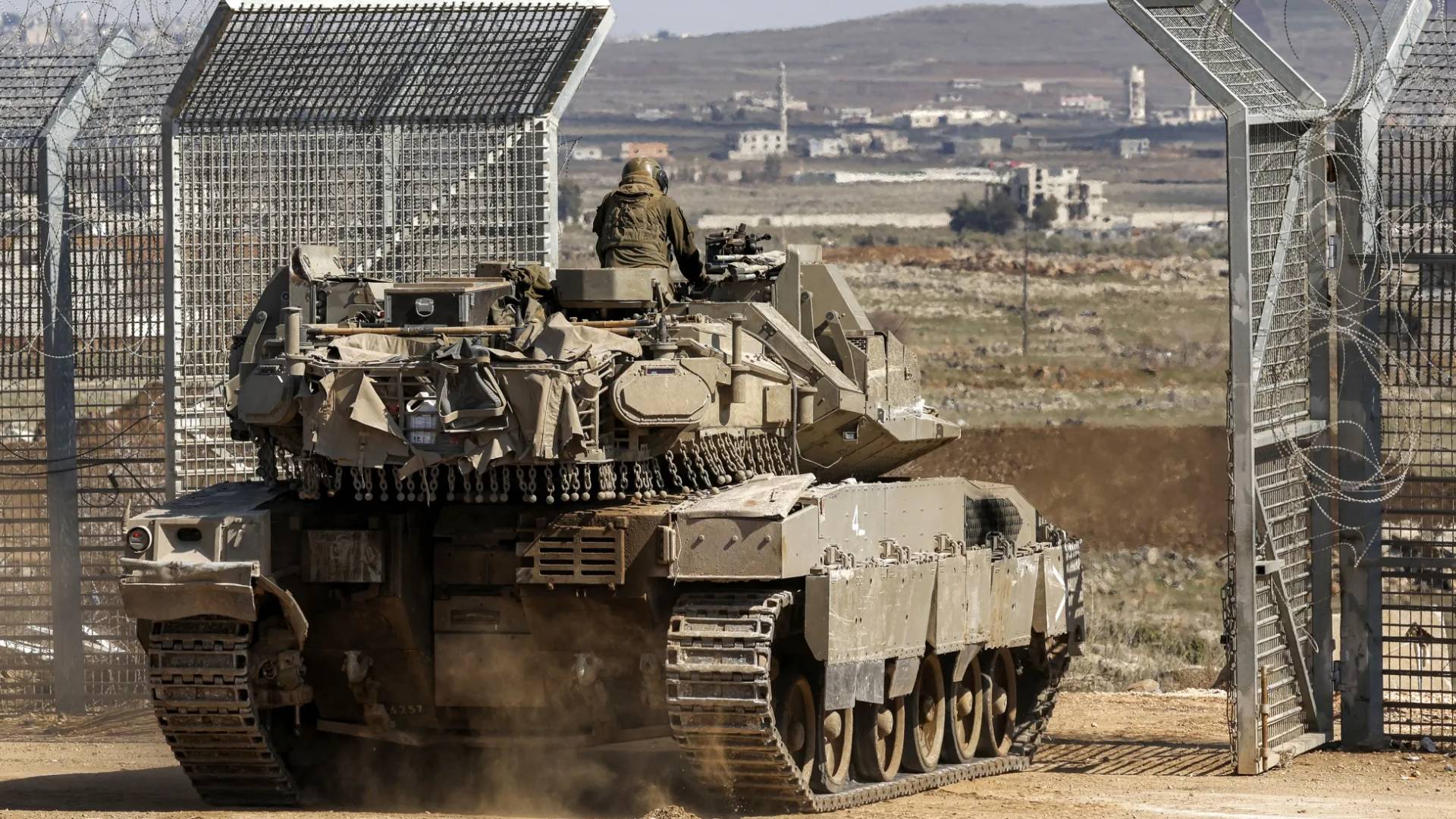 قوات الاحتلال تدخل سوريا - أرشيفية