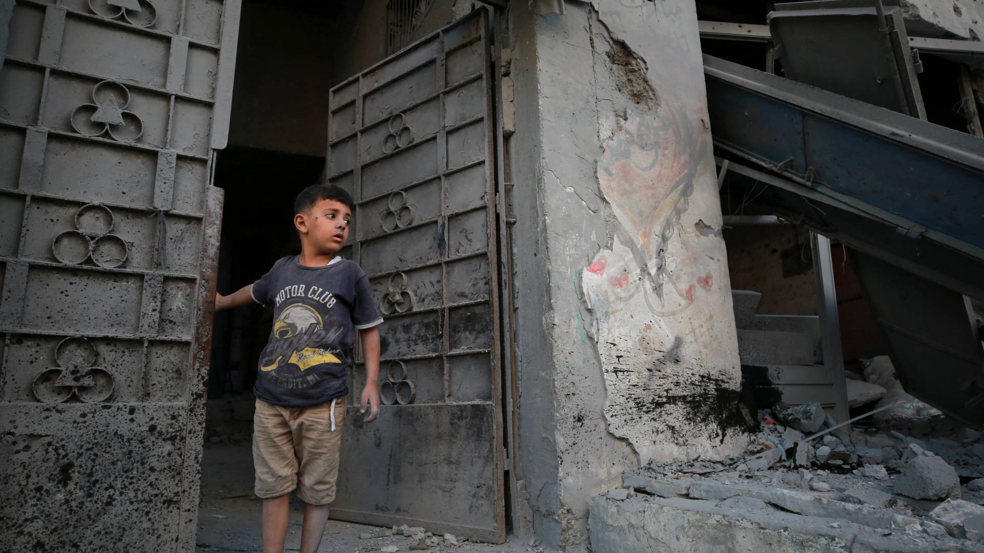 معاناة أهالي قطاع غزة