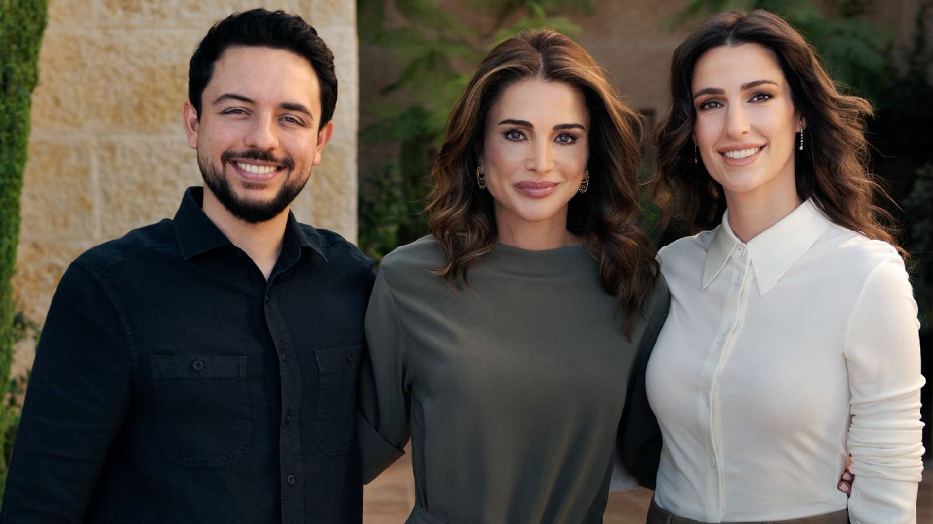 الملكة رانيا العبدالله و ولي العهد و الاميرة رجوة