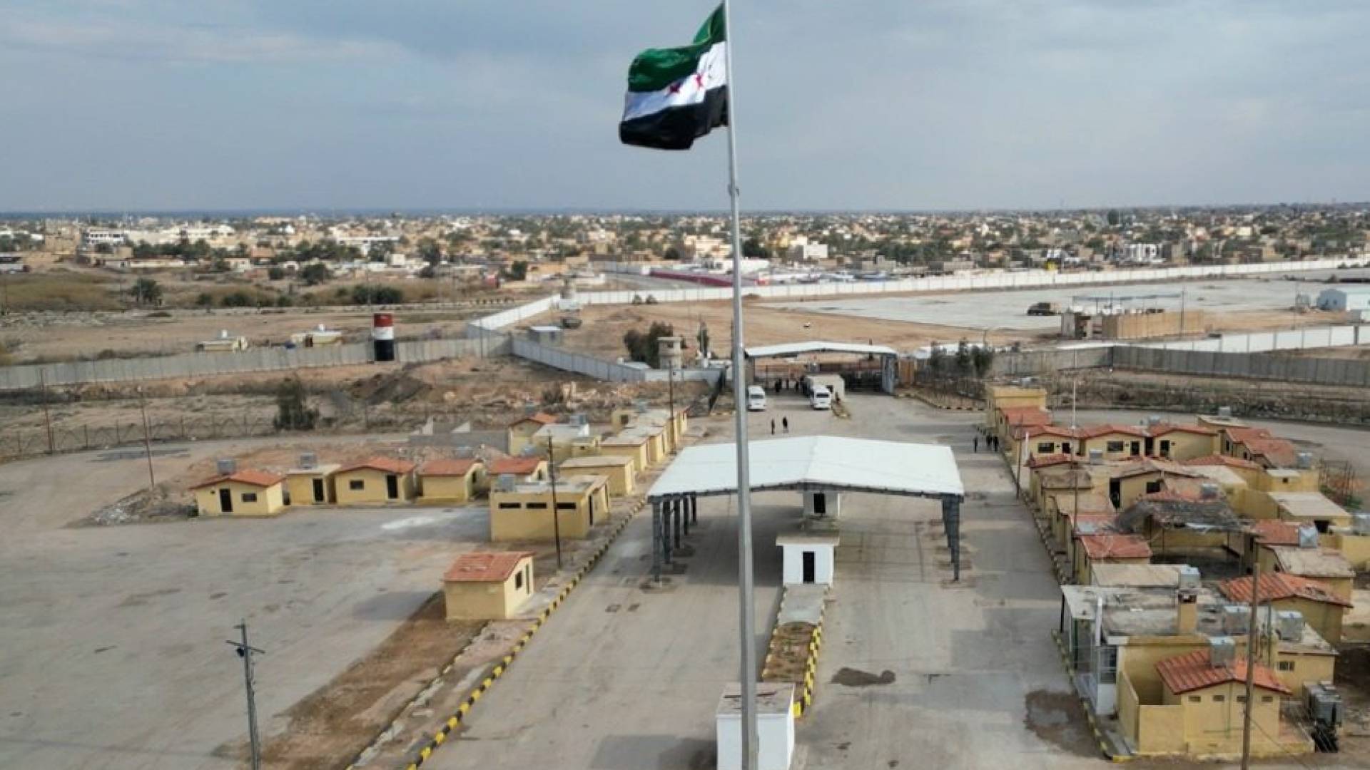 منفذ بري - سوريا