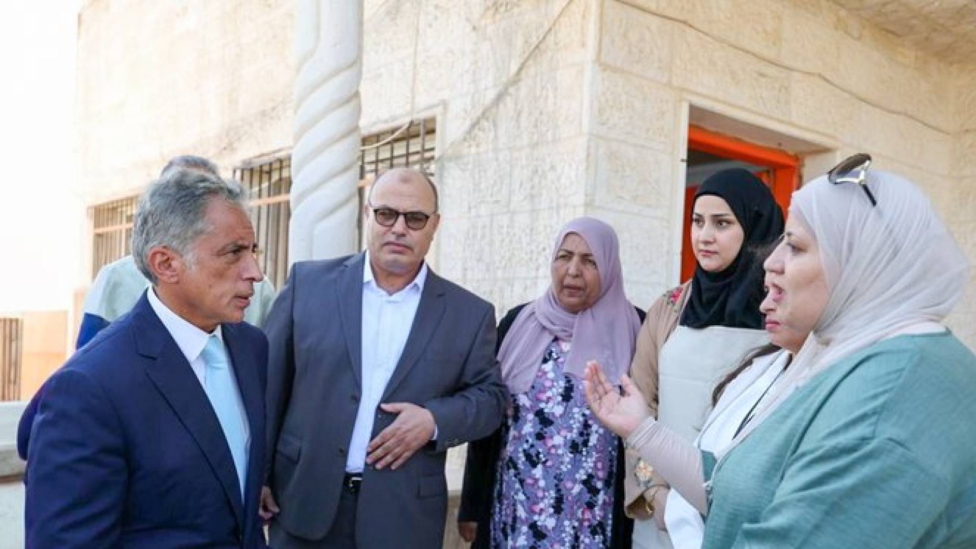 حسان يوجه بدعم "تعاونية كفر سوم للرمان"