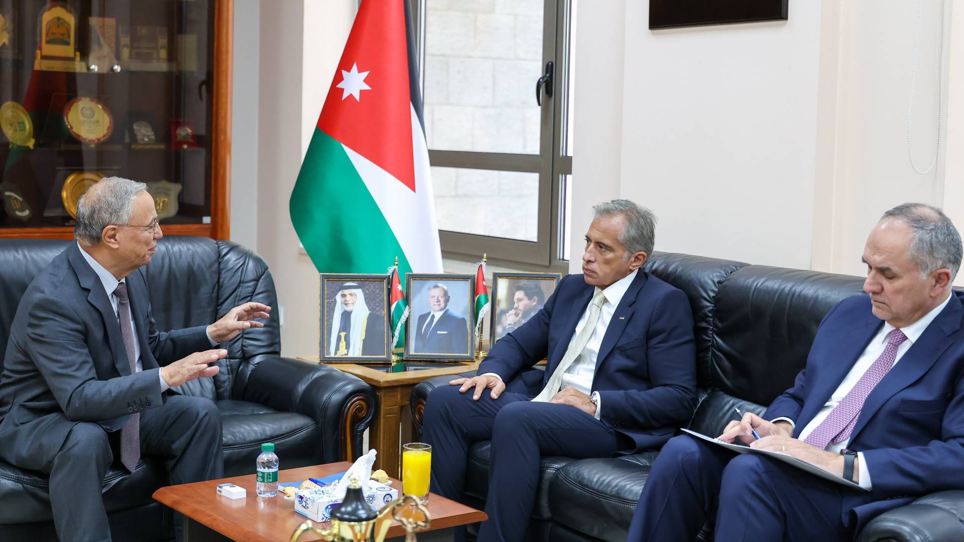 اجتماع رئيس الوزراء