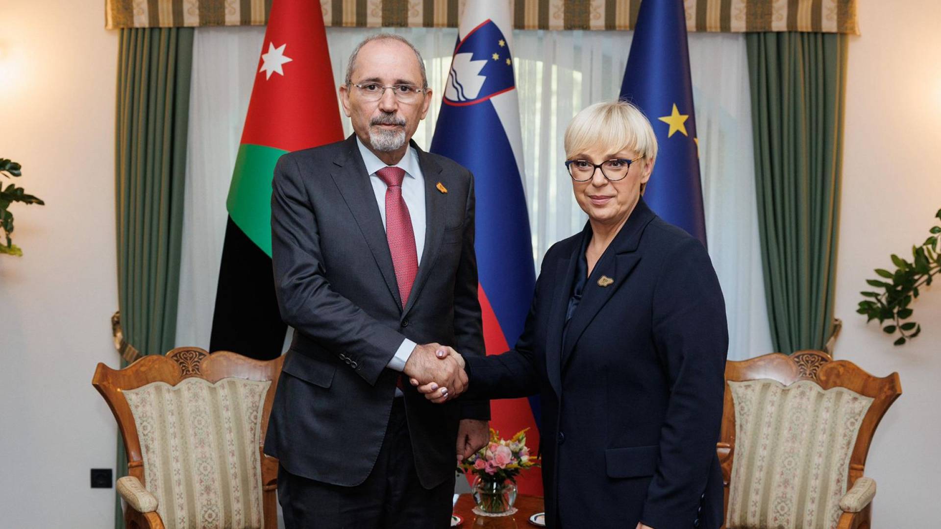 الصفدي يلتقي رئيسة جمهورية سلوفينيا وينقل تثمين الملك مواقف سلوفينيا الداعمة لحق الشعب الفلسطيني