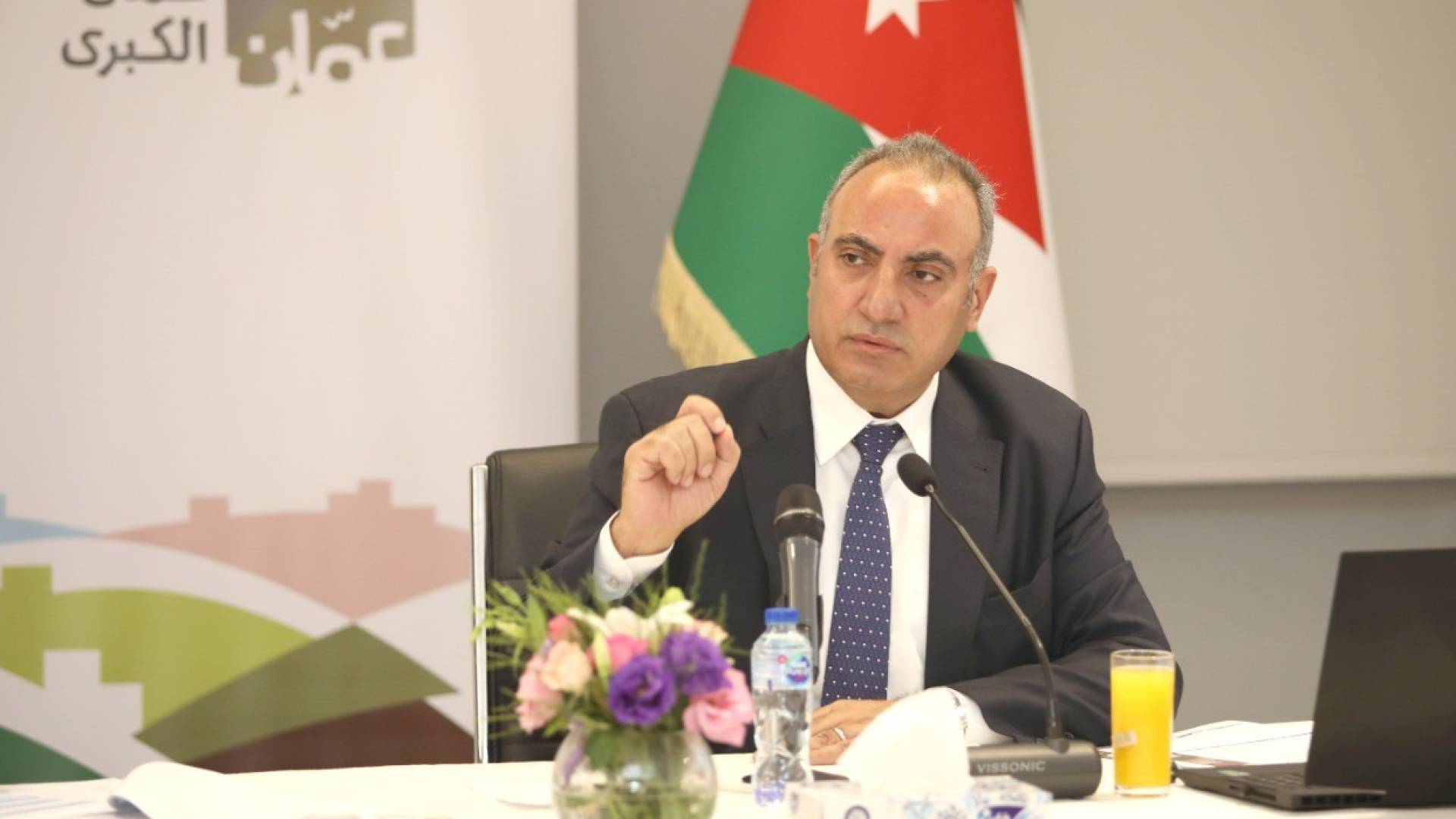 الشواربة: إتمام مشروع الأعمال الفنية في نهاية الممر التاريخي بحدائق الحسين