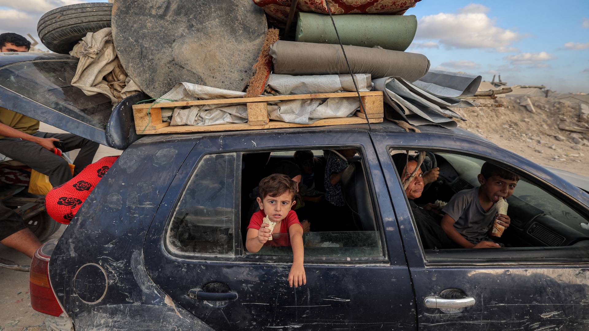 "ما يحدث في غزة يقتلني".. رئيس "يويفا" يهاجم صمت السياسيين تجاه "مذبحة الأطفال"