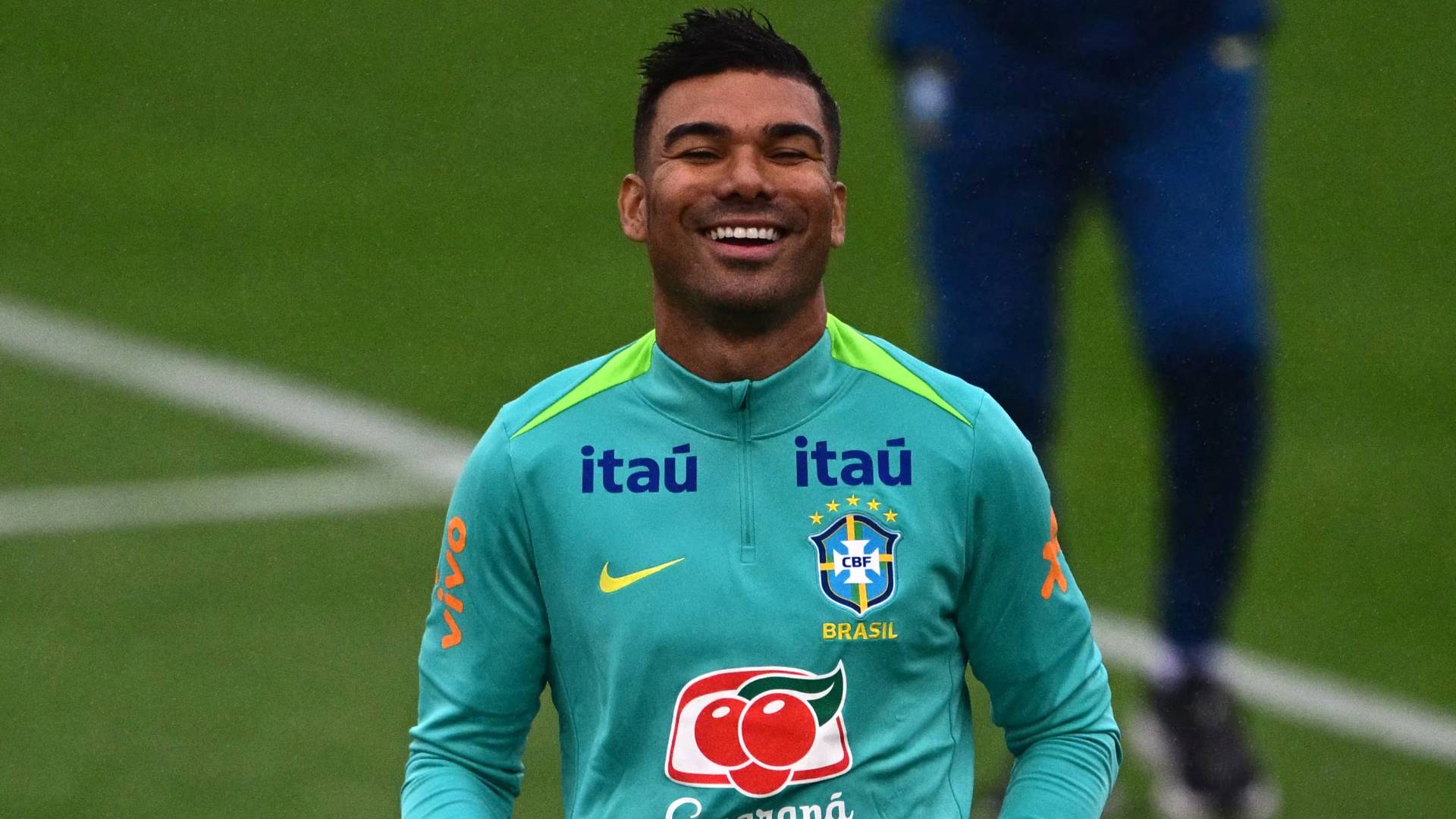 النجم البرازيلي كاسيميرو من تدريبات منتخب بلاده