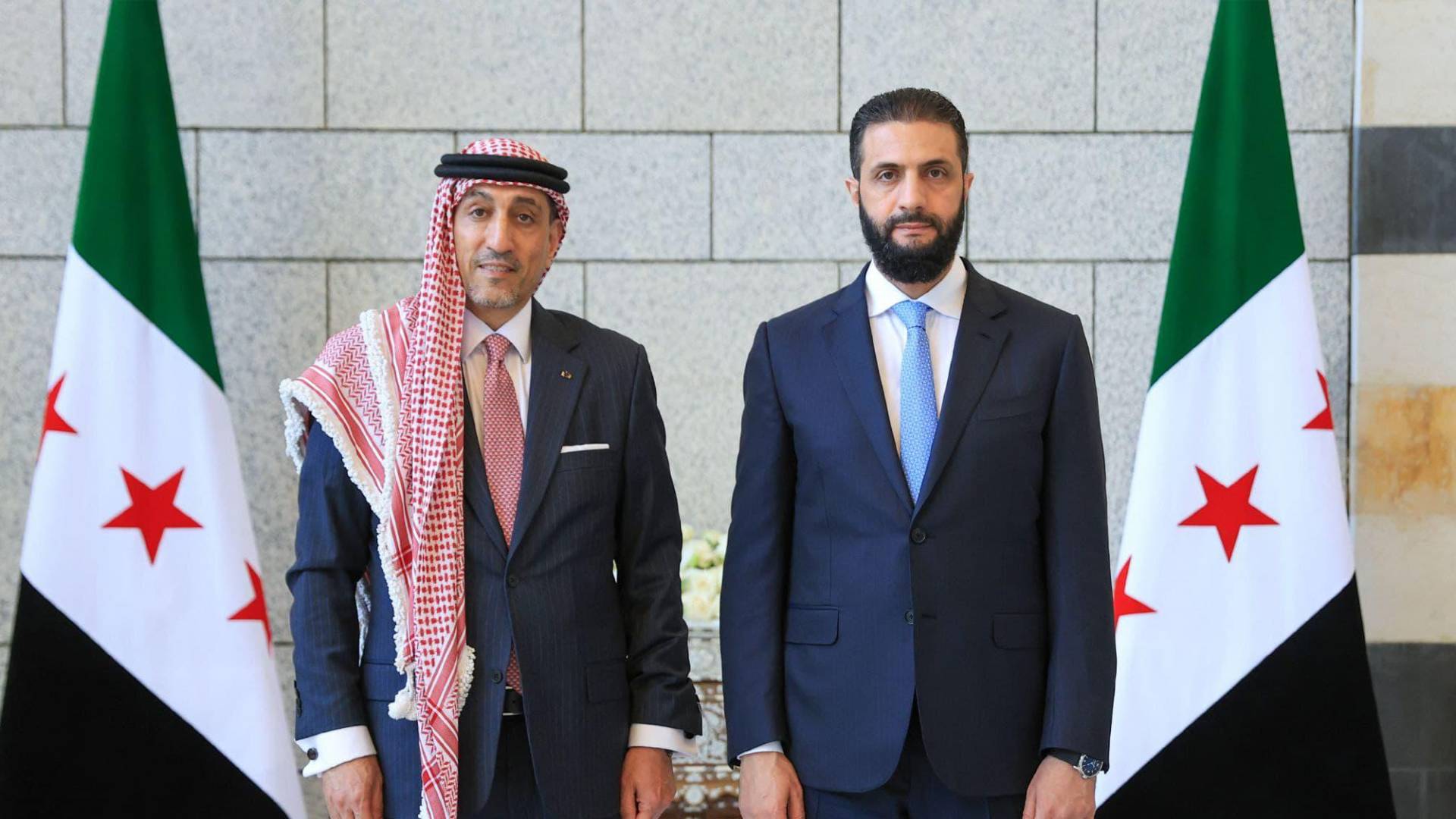 السفير القضاة يقدم أوراق اعتماده للرئيس السوري