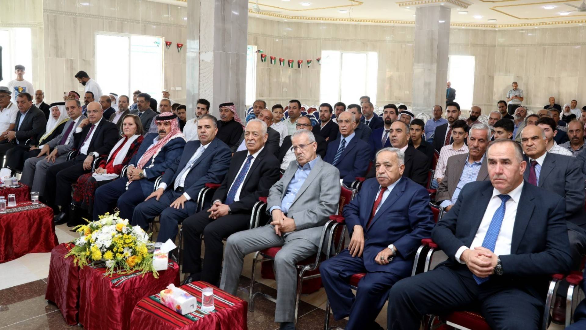 العيسوي يرعى احتفال ديوان أنباء عشائر الزعبية بالمناسبات الوطنية