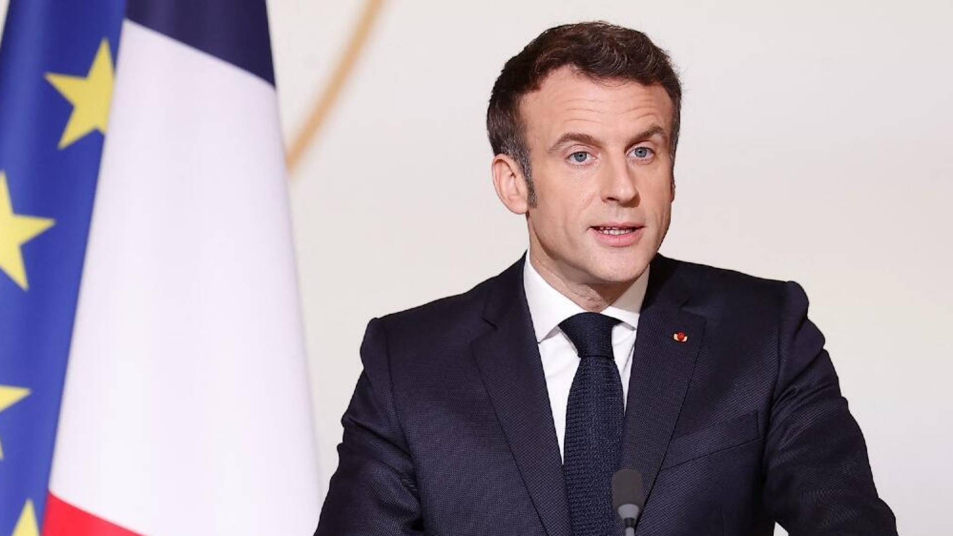 ايمانويل ماكرون