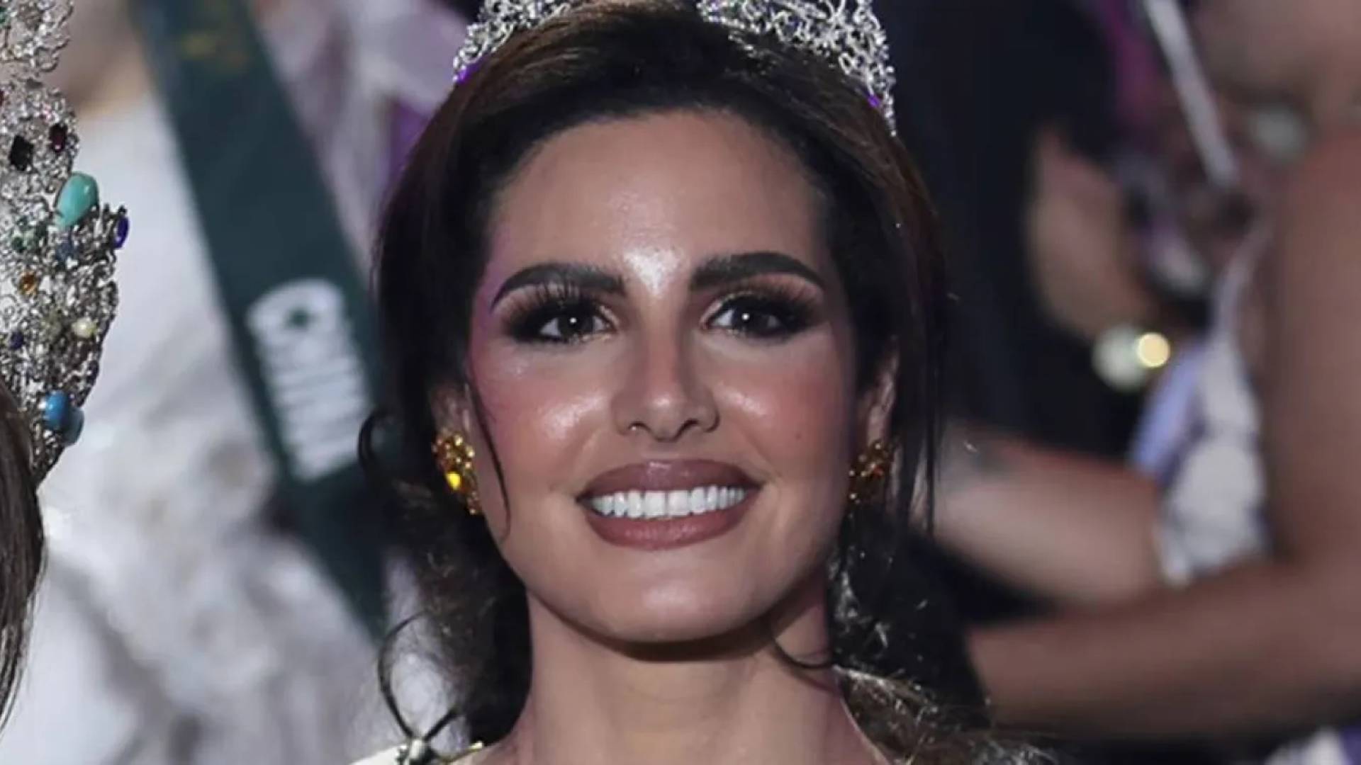 الشابة نادين أيوب