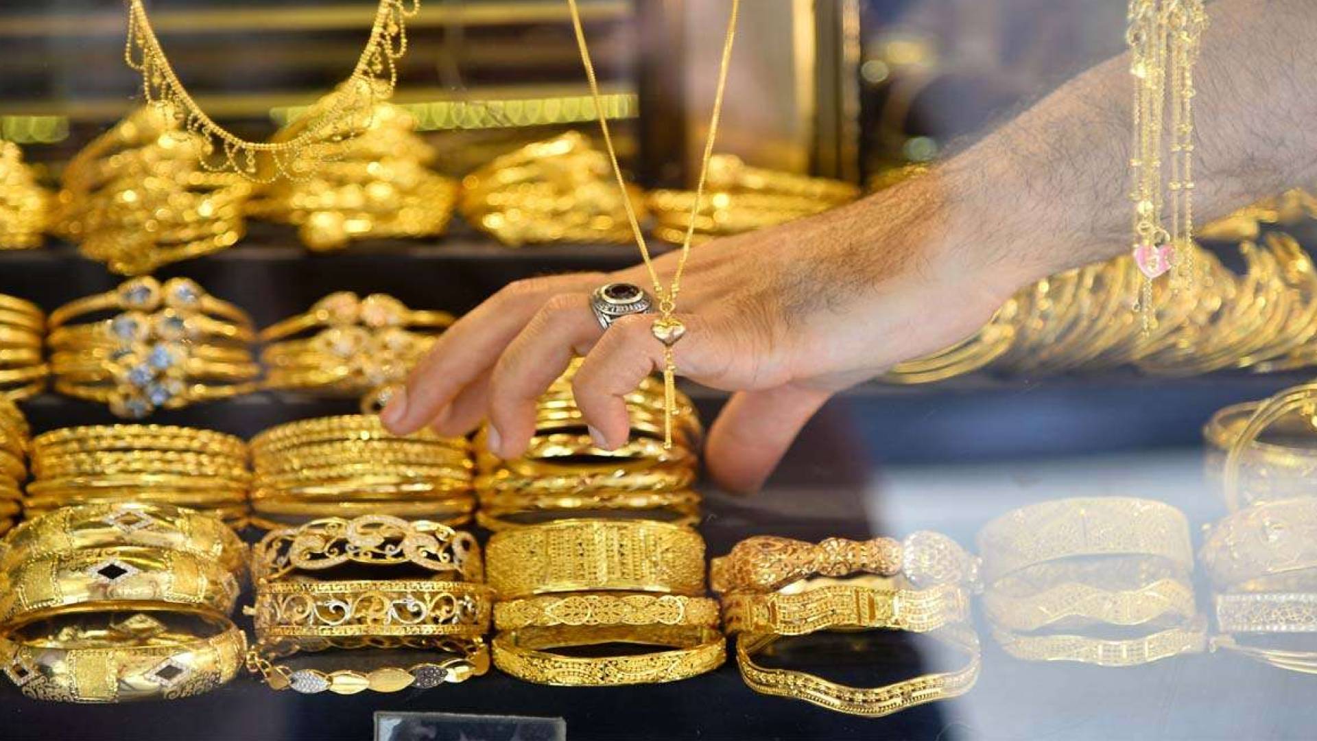 مجوهرات ذهبية