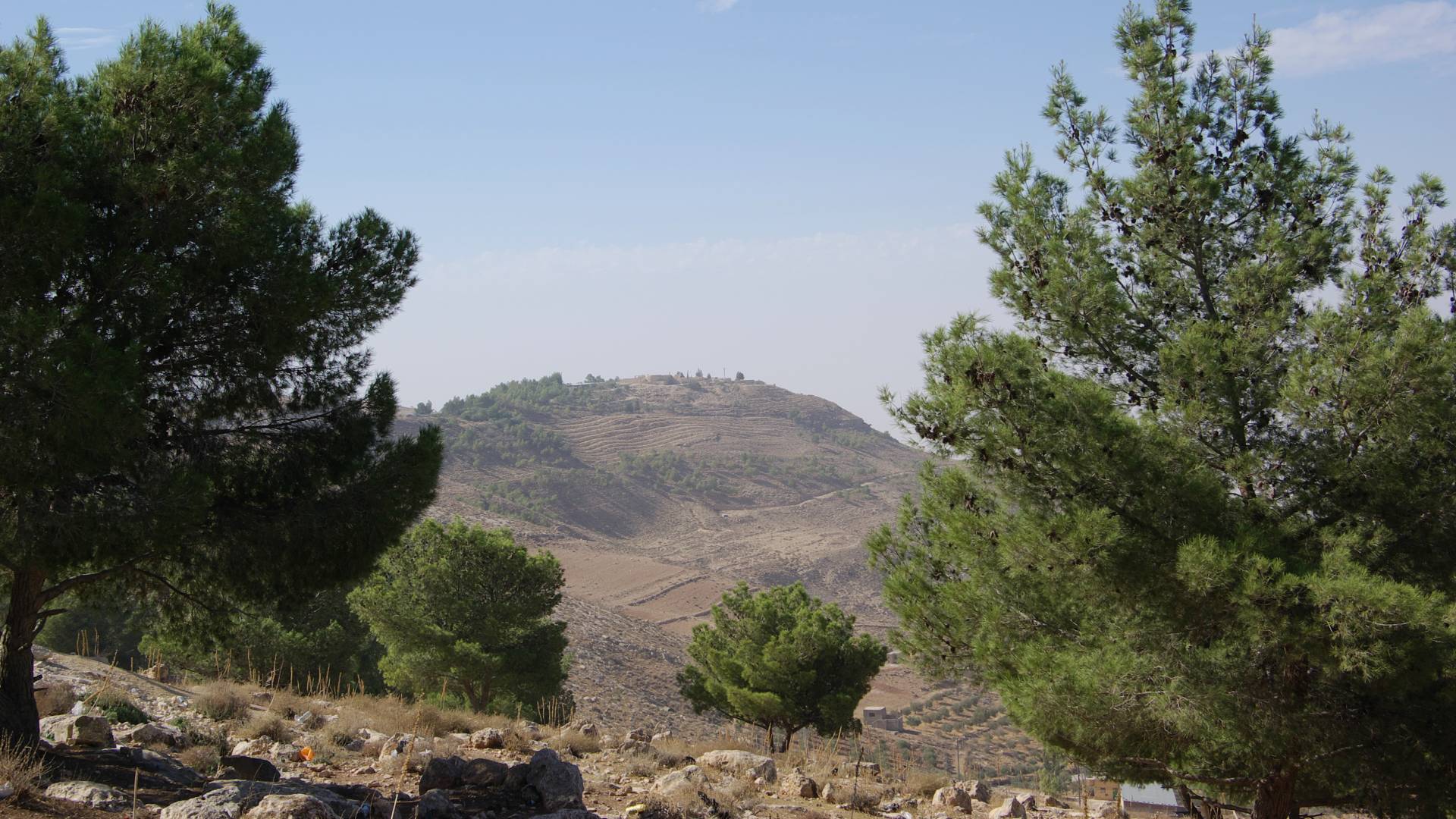 مرتفعات مادبا "تعبيرية"