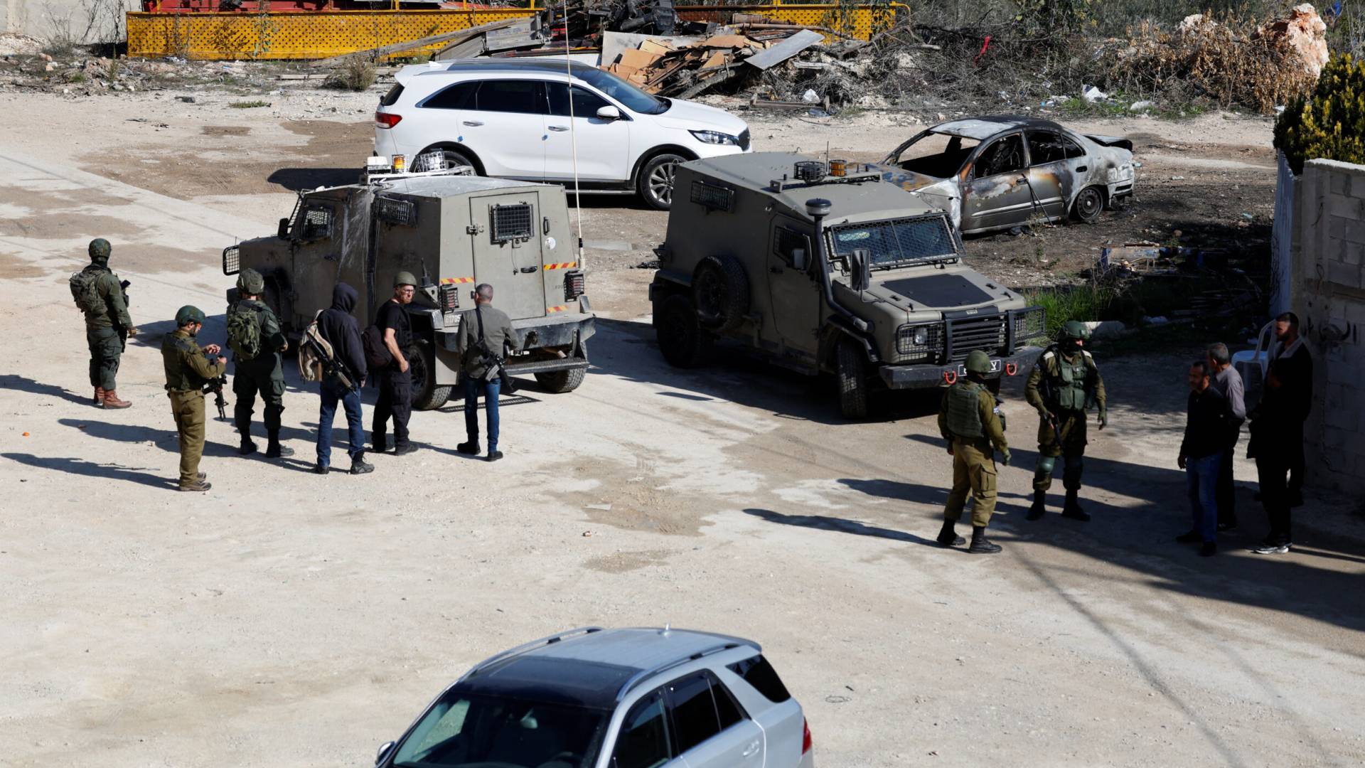 جيش الاحتلال يعلن إجراء مناورات عسكرية في الضفة الغربية الإثنين