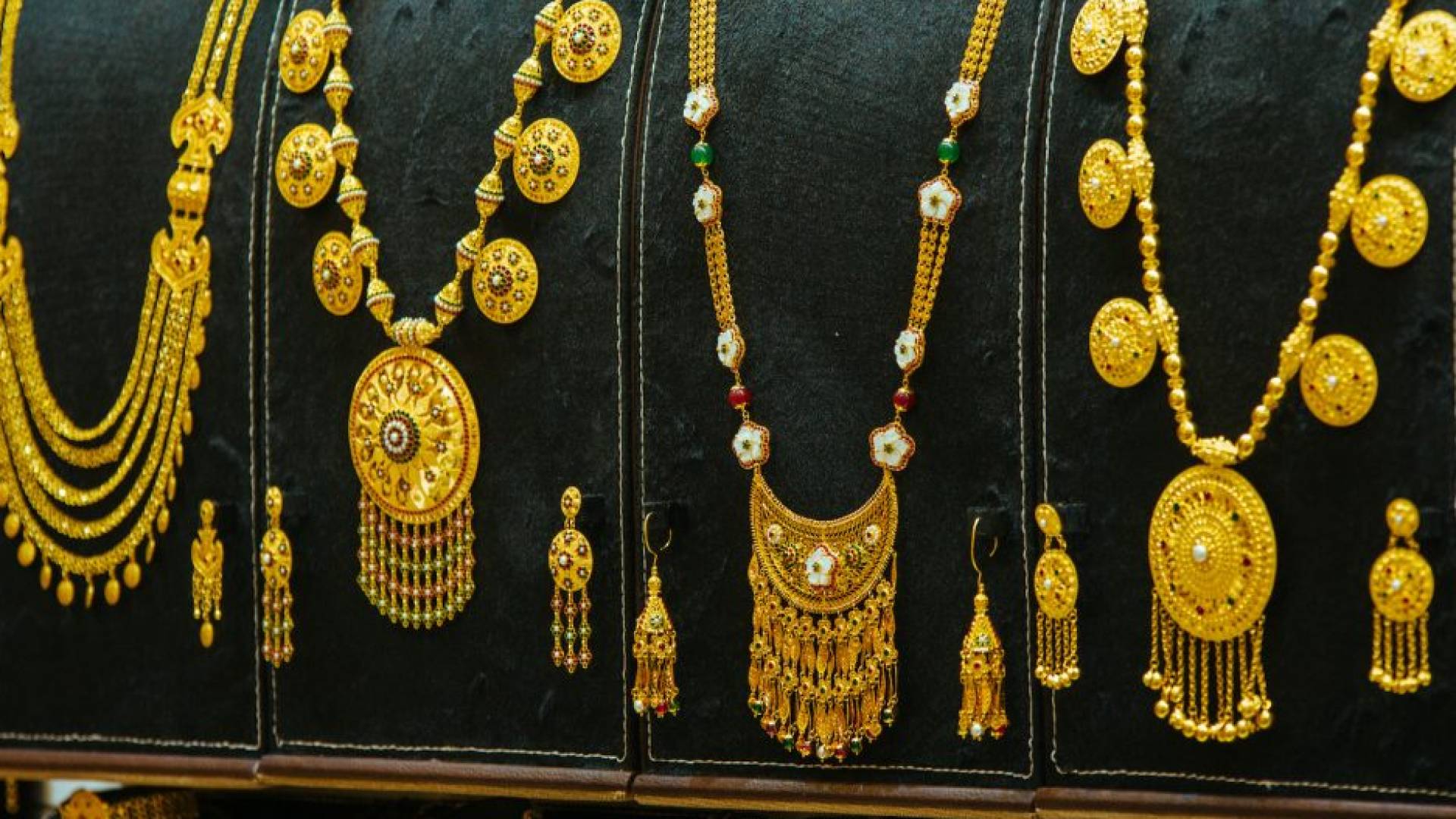 مصوغات ذهبية