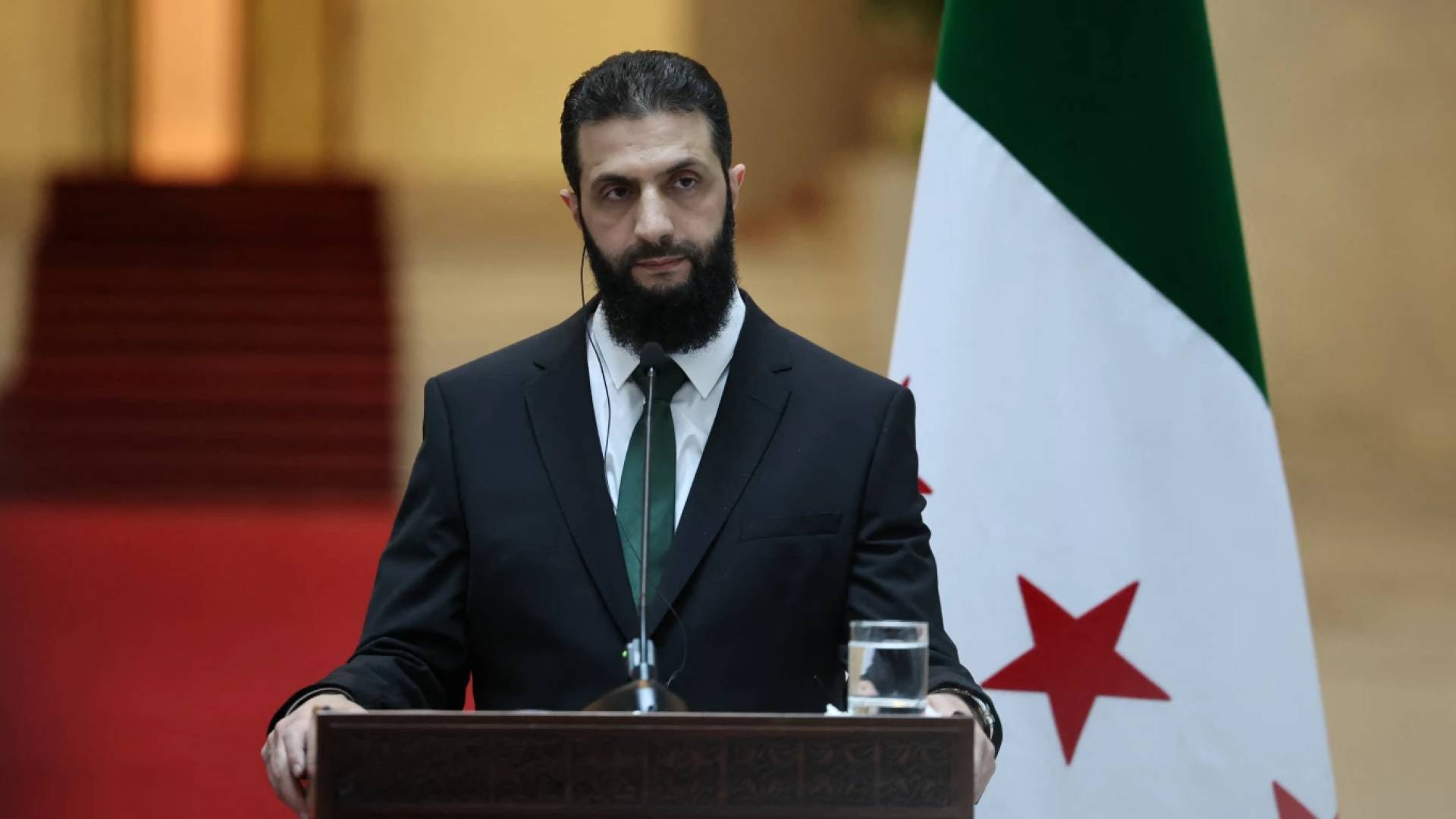 الرئيس السوري أحمد الشرع