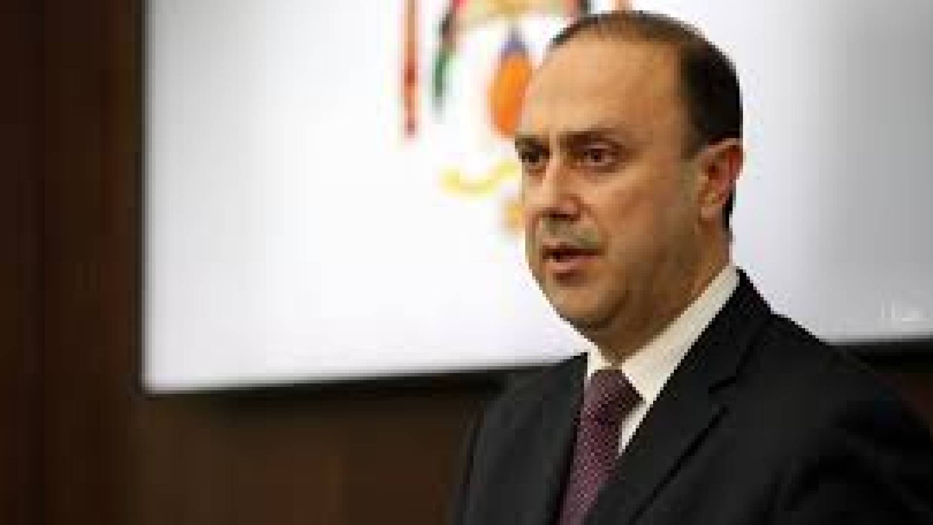 الناطق الرسمي باسم الحكومة، وزير الإعلام الدكتور محمد المومني