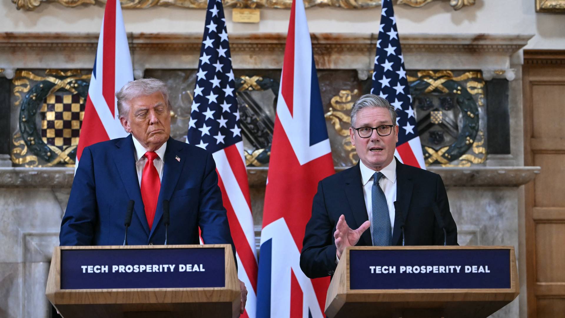 الرئيس الأمريكي دونالد ترمب ورئيس وزراء بريطانيا كير ستارمر