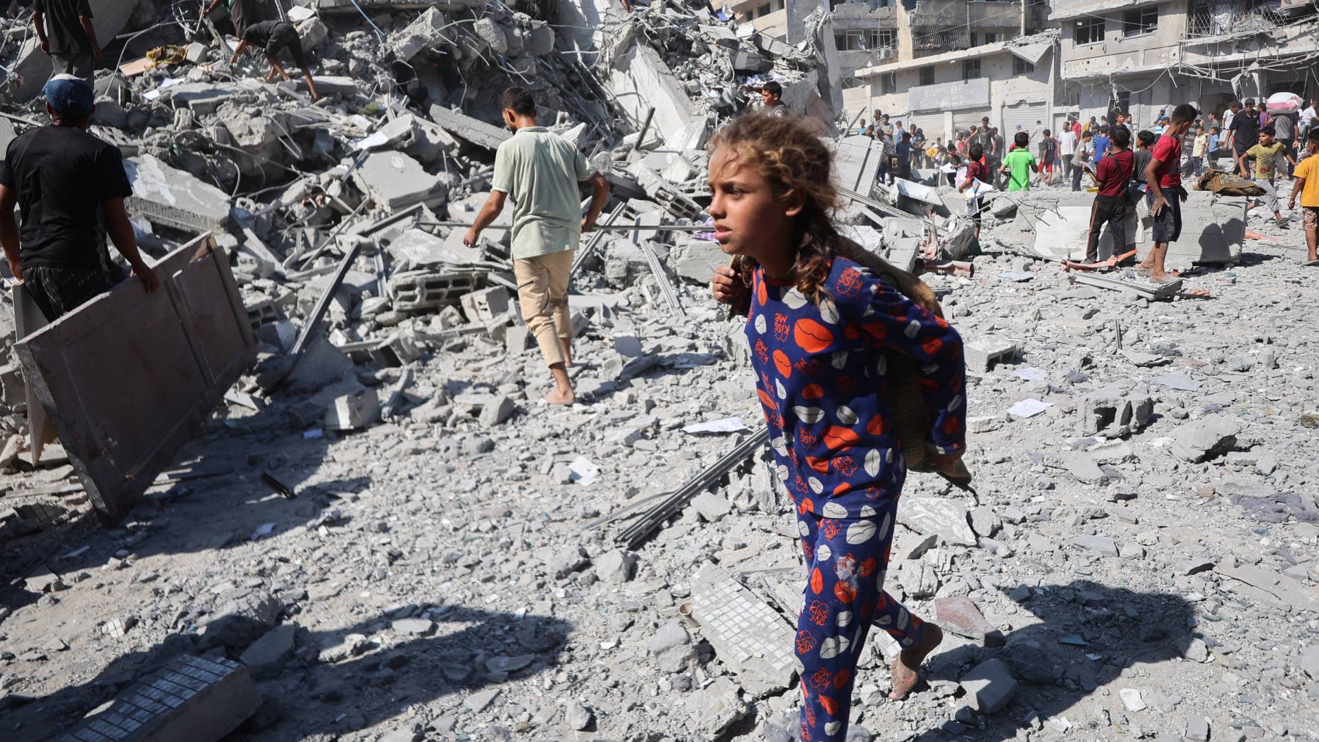 معاناة أهالي قطاع غزة