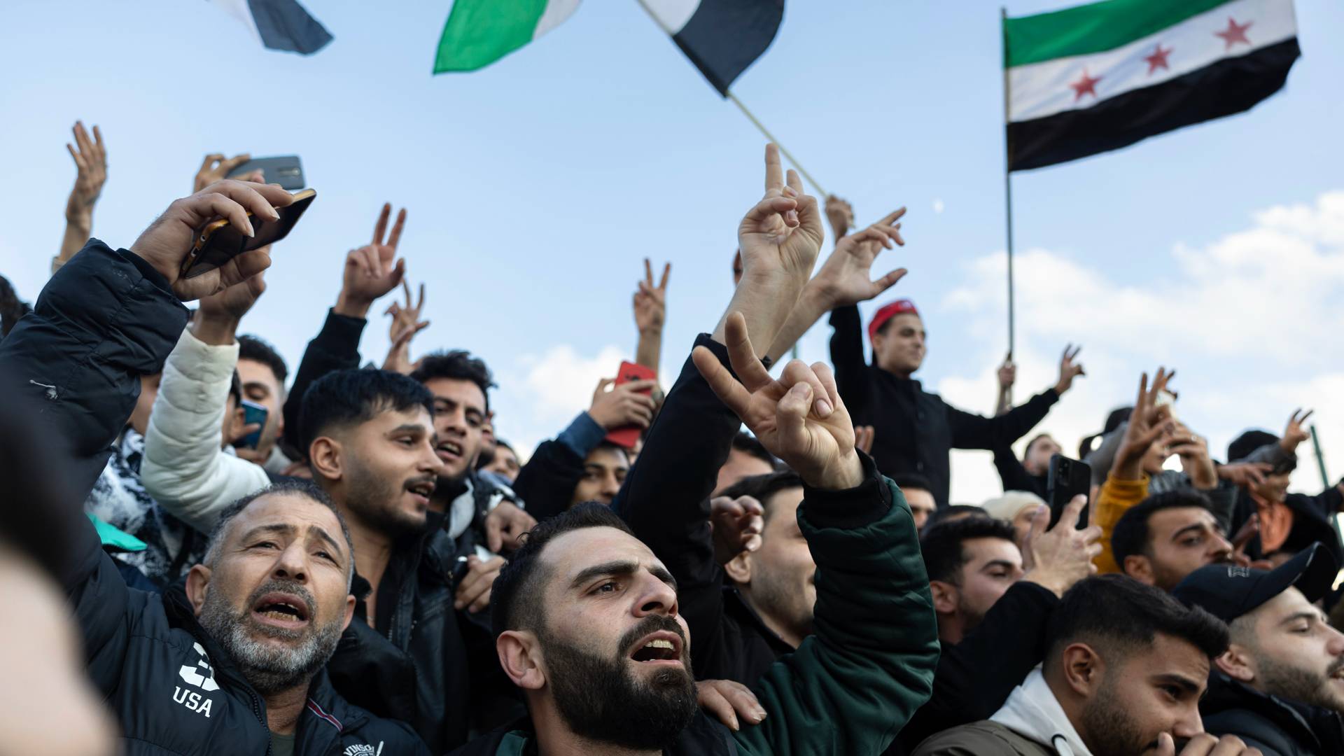 مواطنين سوريين