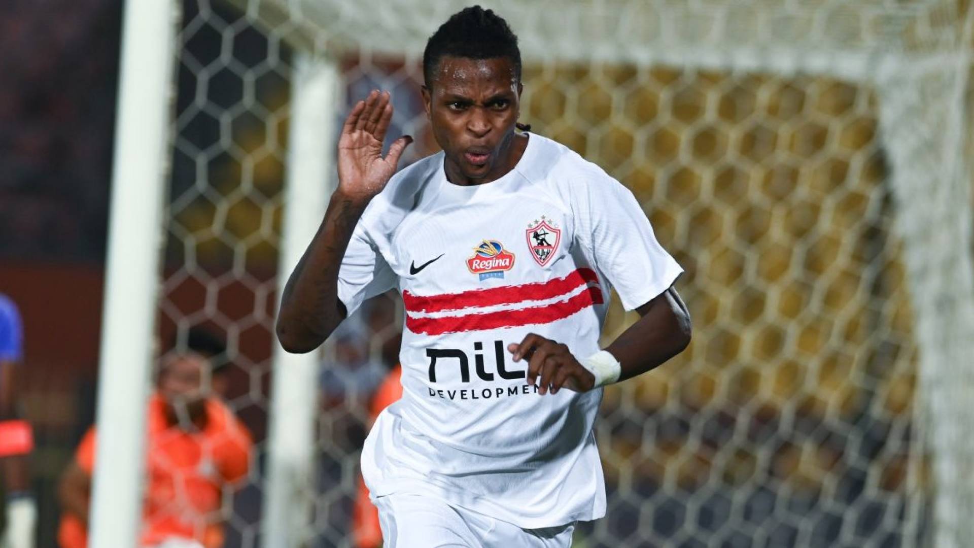 تقارير أنغولية: غياب شيكو بانزا عن الزمالك بسبب المستحقات المالية المتأخرة