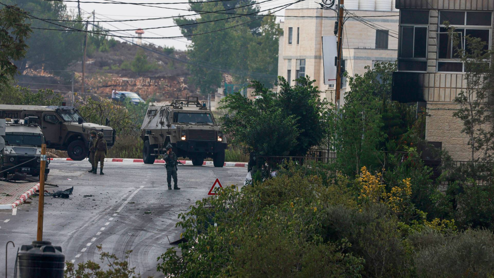 الاحتلال الإسرائيلي يشن عملية في قرية سردا بالضفة الغربية المحتلة، قرب رام الله